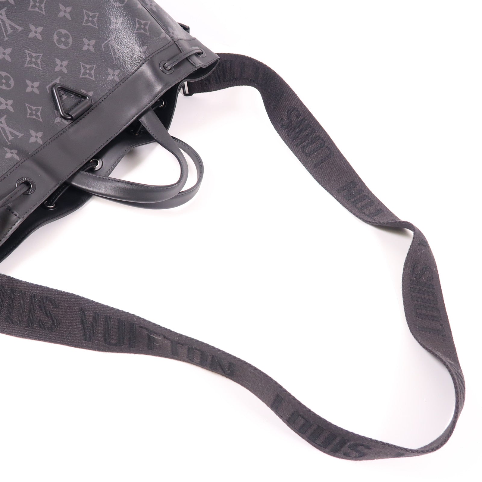 LOUIS VUITTON【激減優惠】 Monogram Eclipse Maxi Noe Sling手挽肩背兩用袋