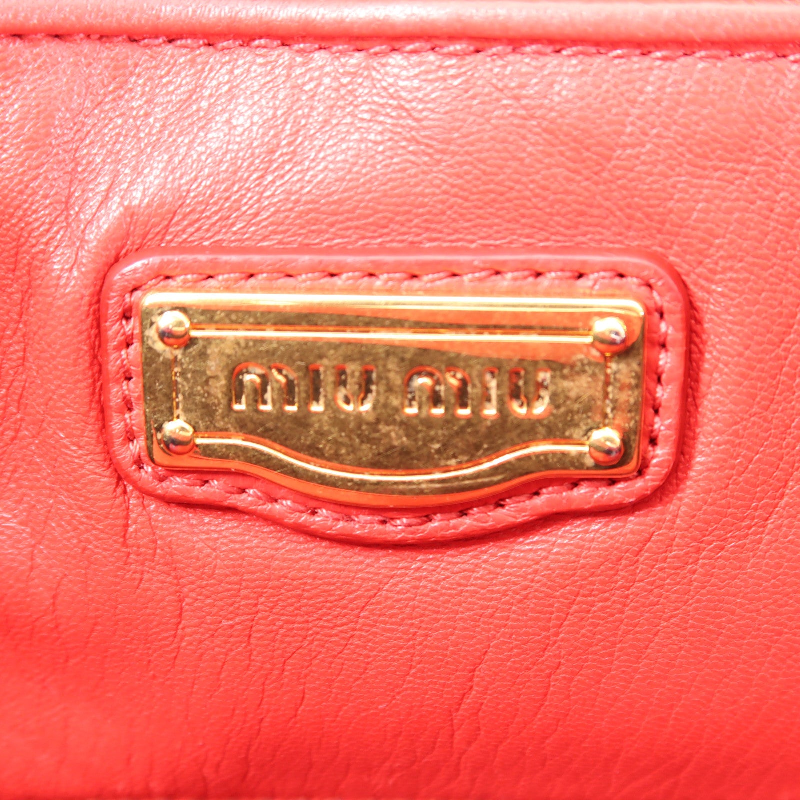 Miu Miu 牛皮皮革Matelasse金扣手挽肩背兩用袋紅色