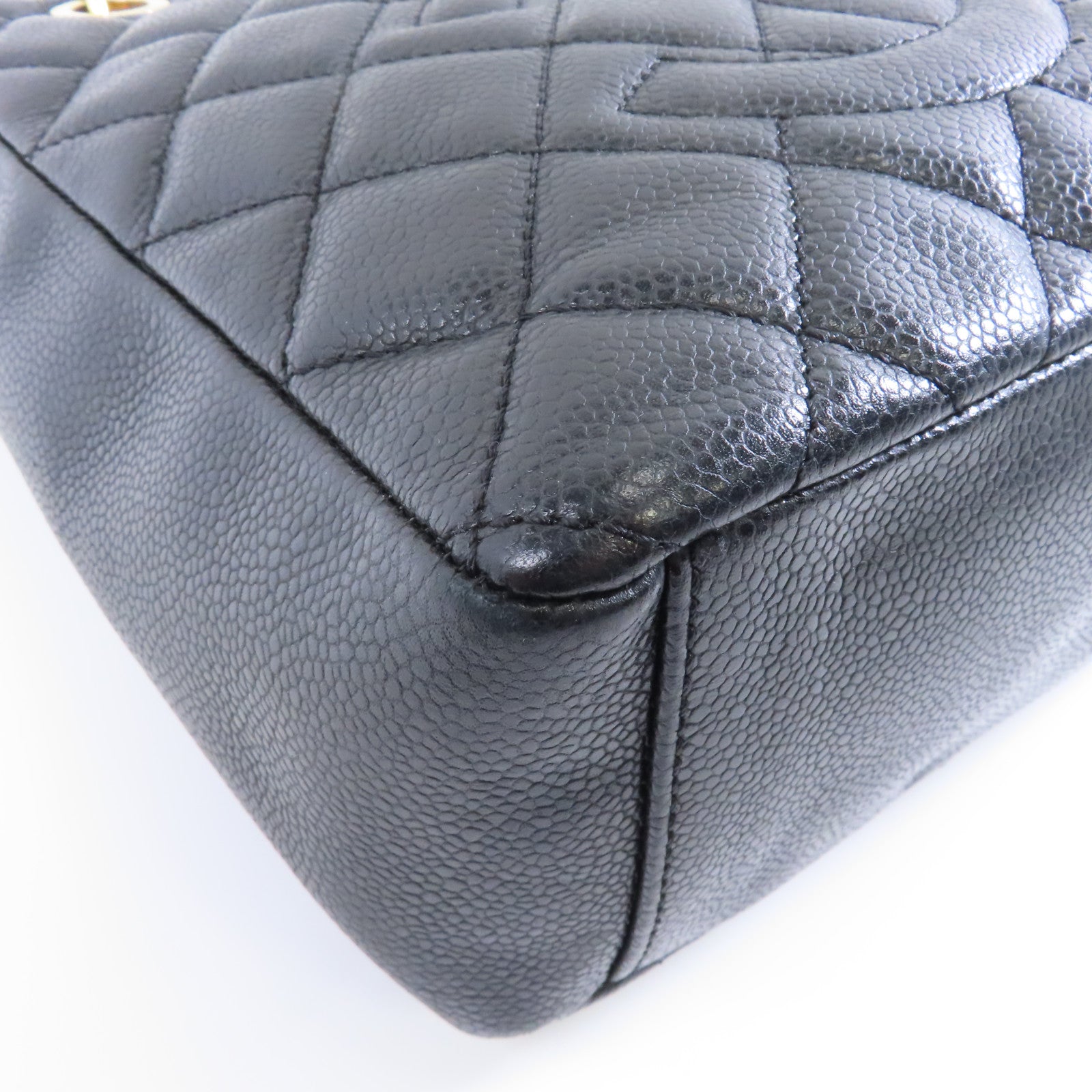 CHANEL 菱格牛皮皮革Chain Shoulder金扣鏈帶肩背袋黑色