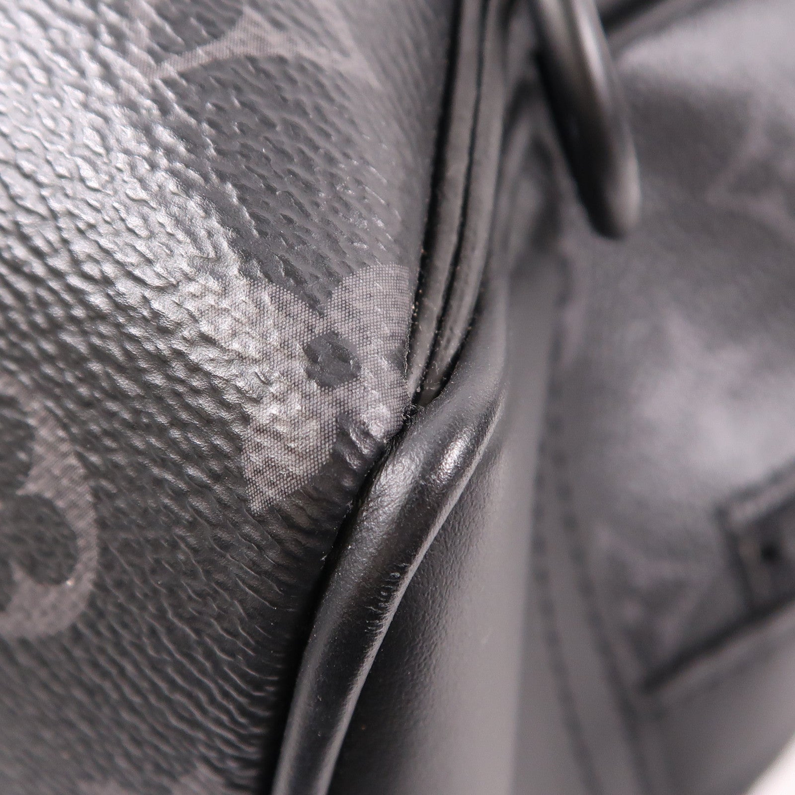 LOUIS VUITTON【激減優惠】 Monogram Eclipse Maxi Noe Sling手挽肩背兩用袋