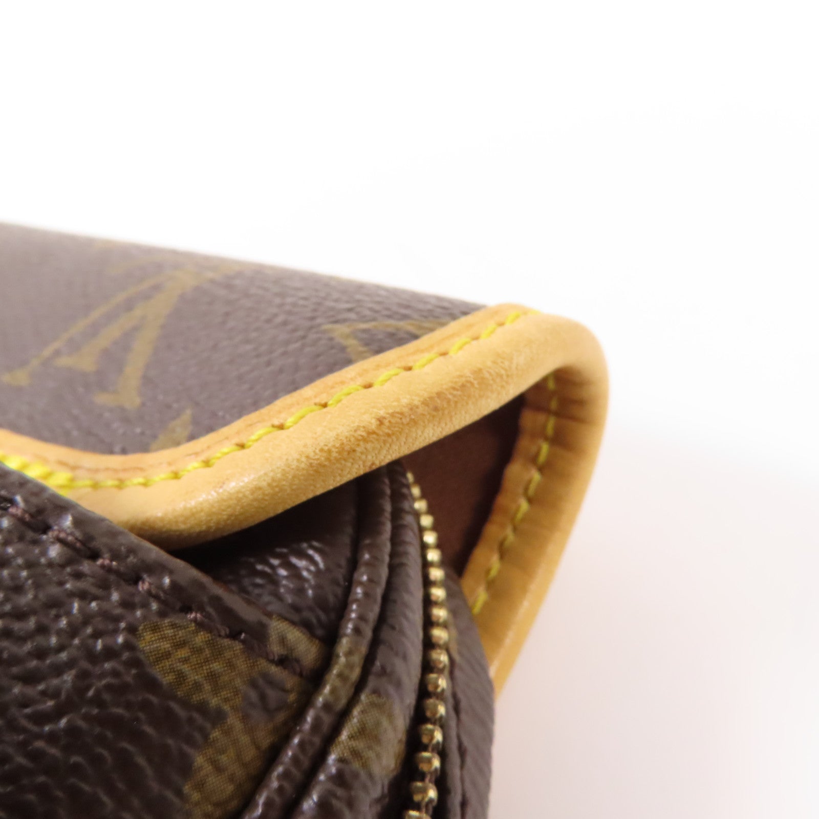 LOUIS VUITTON Monogram Bosphore Waist Bag金扣腰包