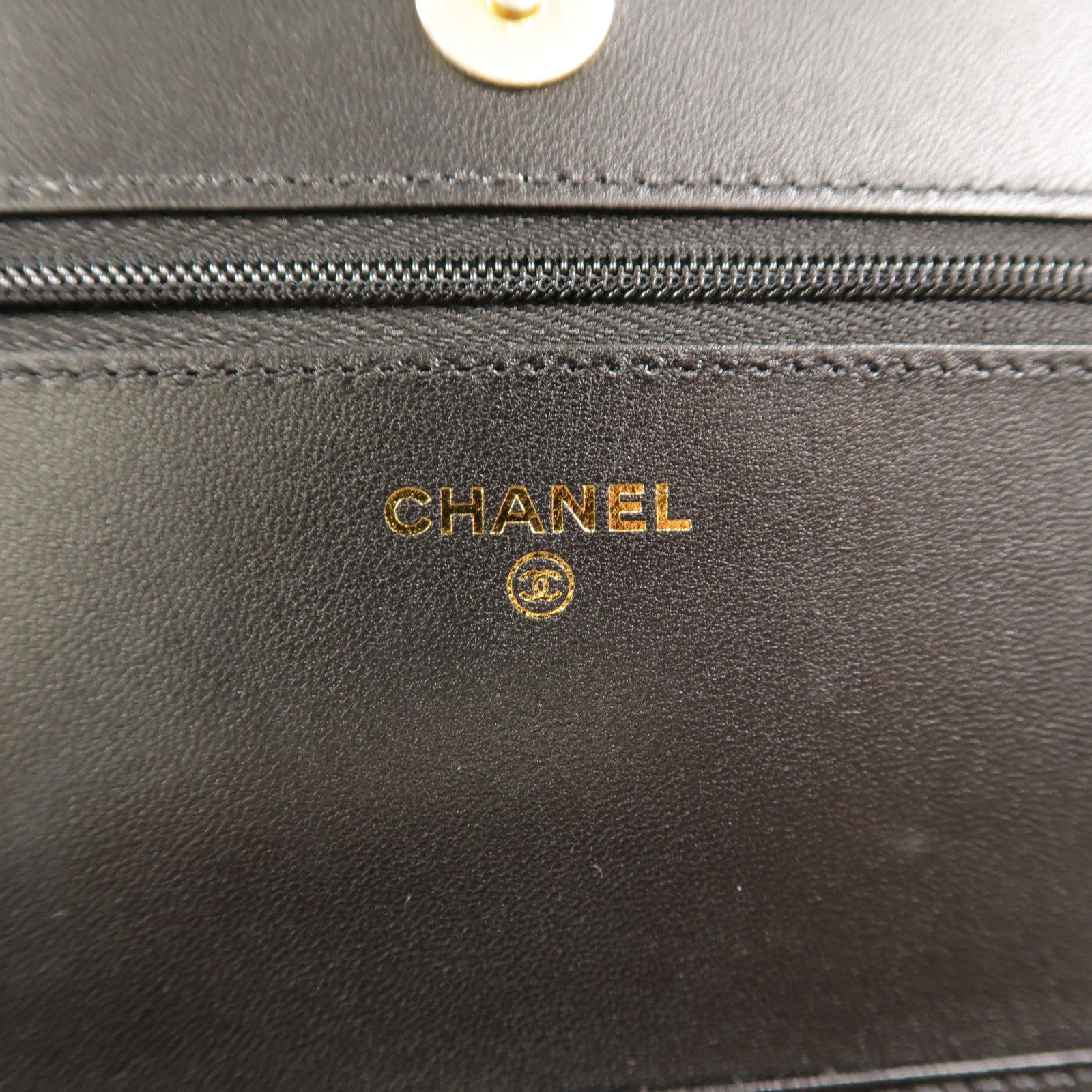 CHANEL 羊皮皮革WOC Wallet On Chain鏈帶肩背袋
