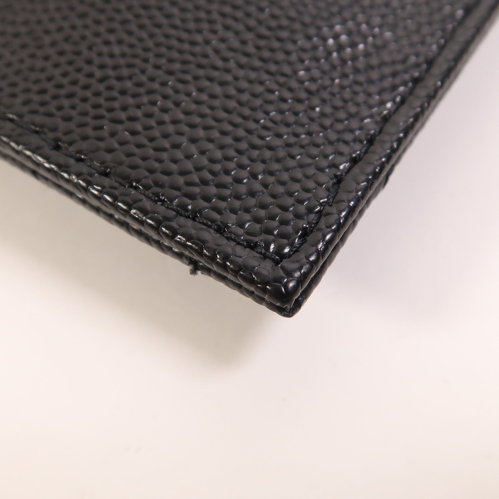 SAINT LAURENT 牛皮皮革Cassandre Matelasse Large Pouch金扣手拿包