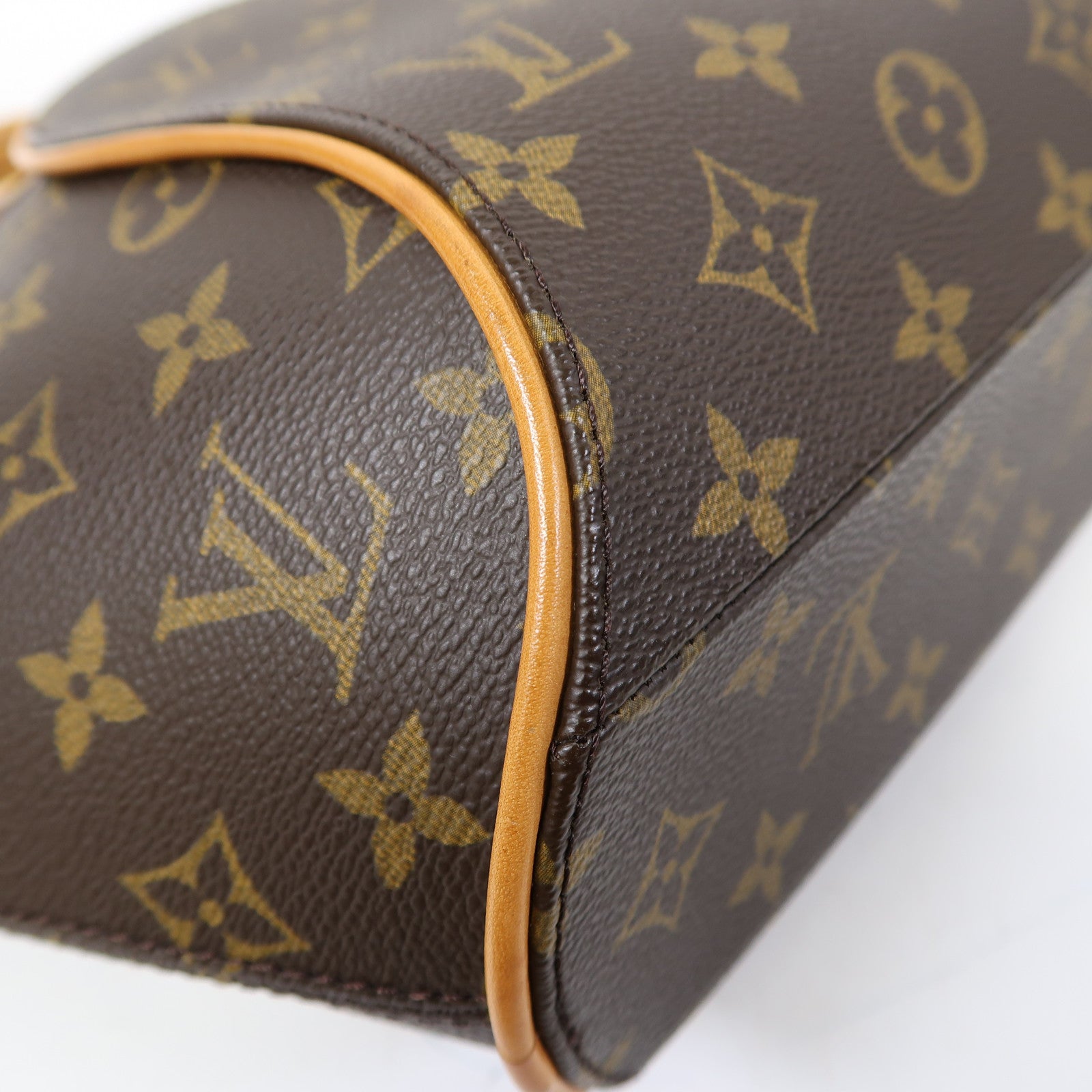 LOUIS VUITTON Monogram Elipse PM金扣手挽袋啡色
