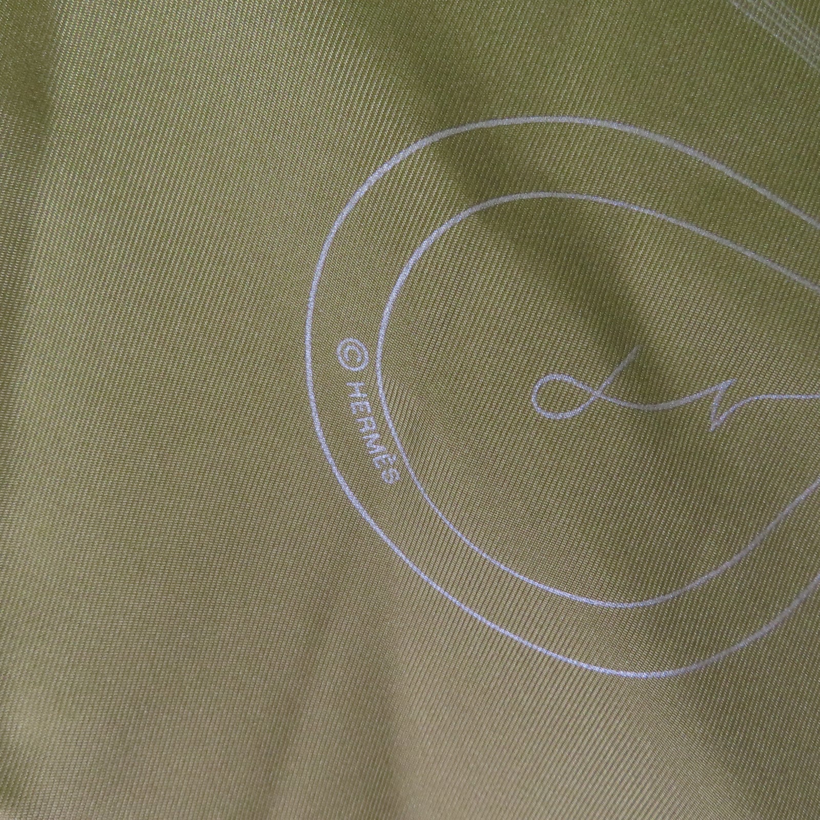 HERMES 【激減優惠】絲質90x90 Scarf絲巾軍綠色/彩色