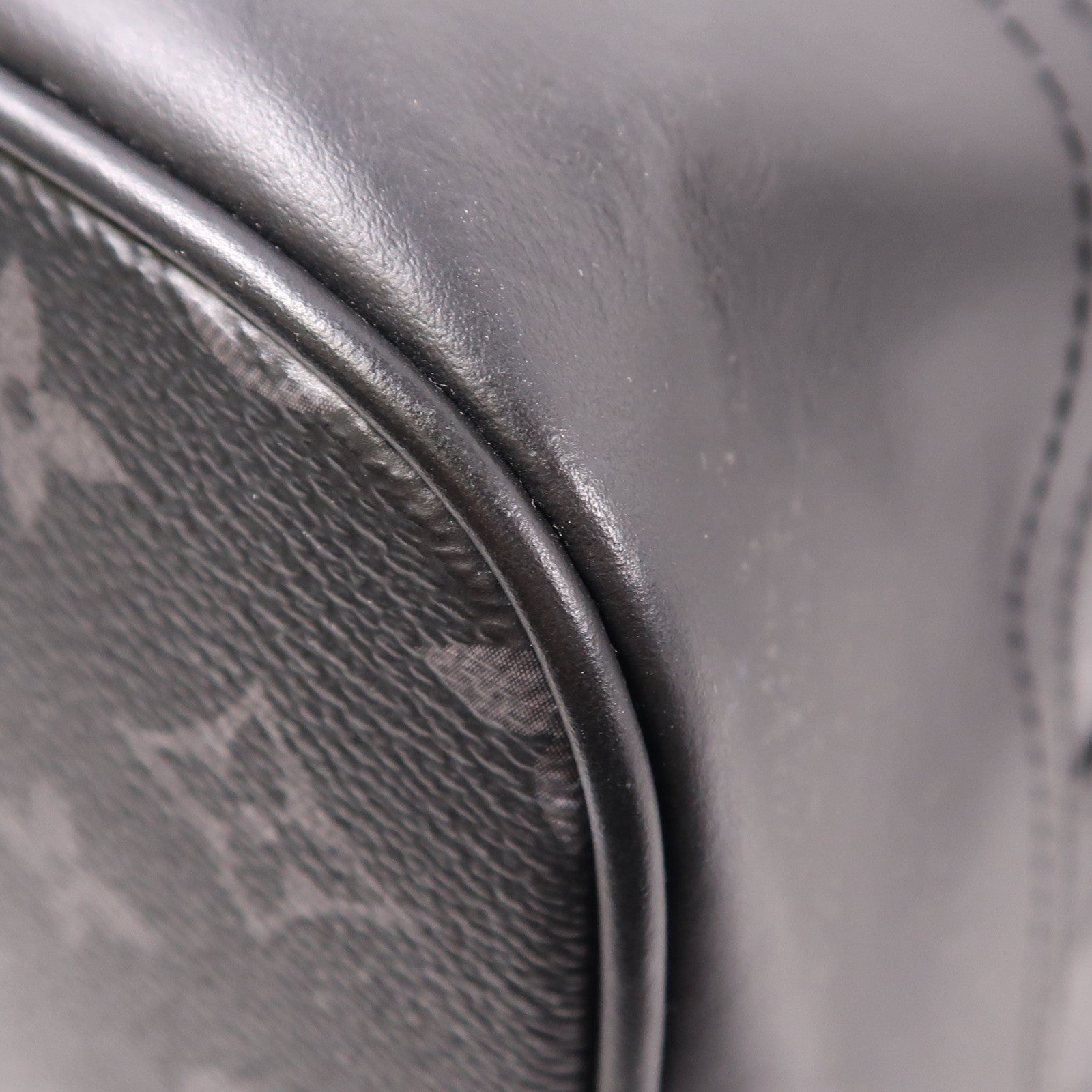 LOUIS VUITTON【激減優惠】 Monogram Eclipse Maxi Noe Sling手挽肩背兩用袋