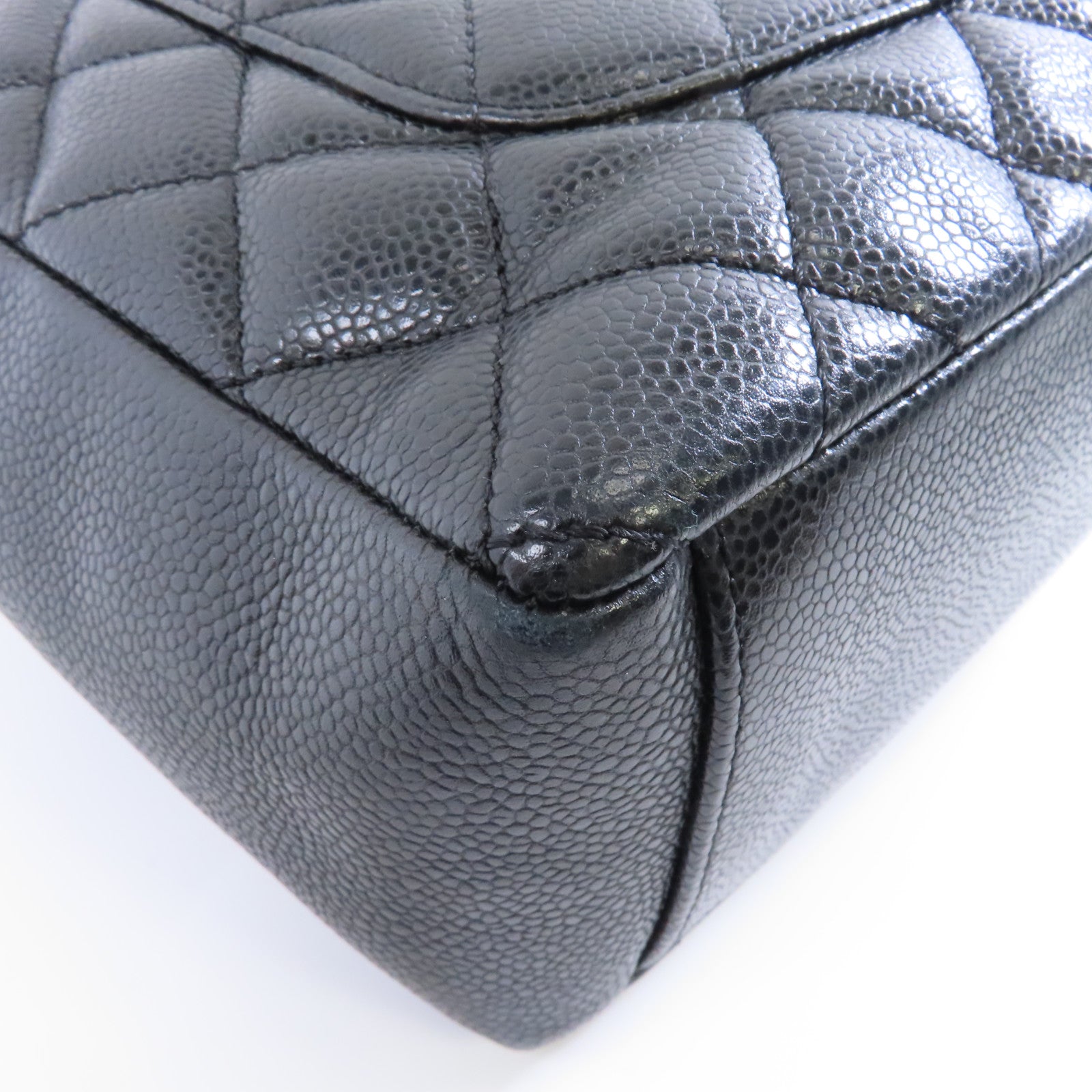 CHANEL 菱格牛皮皮革Chain Shoulder金扣鏈帶肩背袋黑色