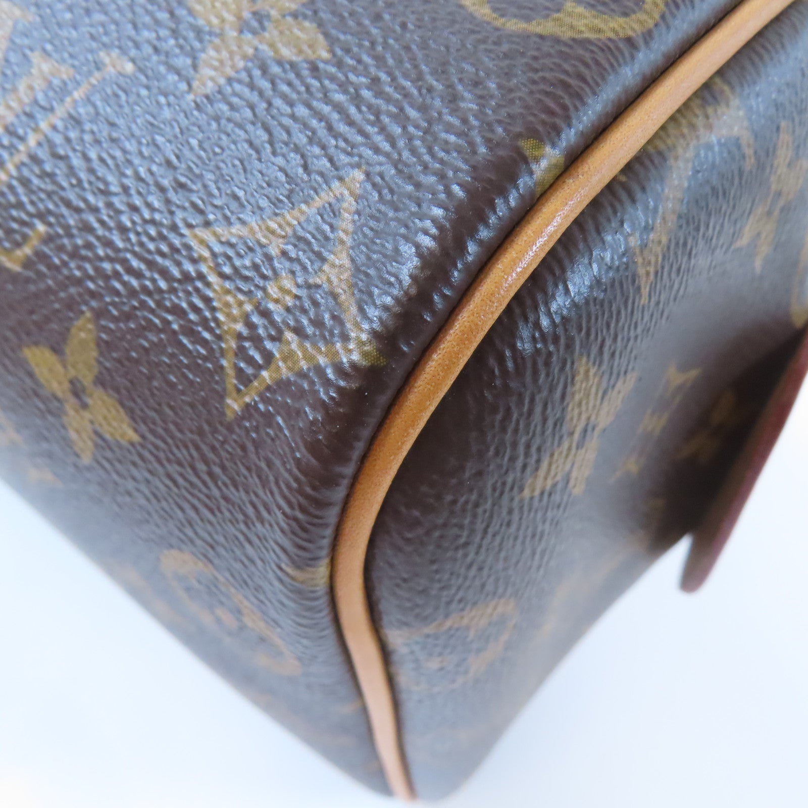 LOUIS VUITTON Monogram Dopp金扣手拿包啡色