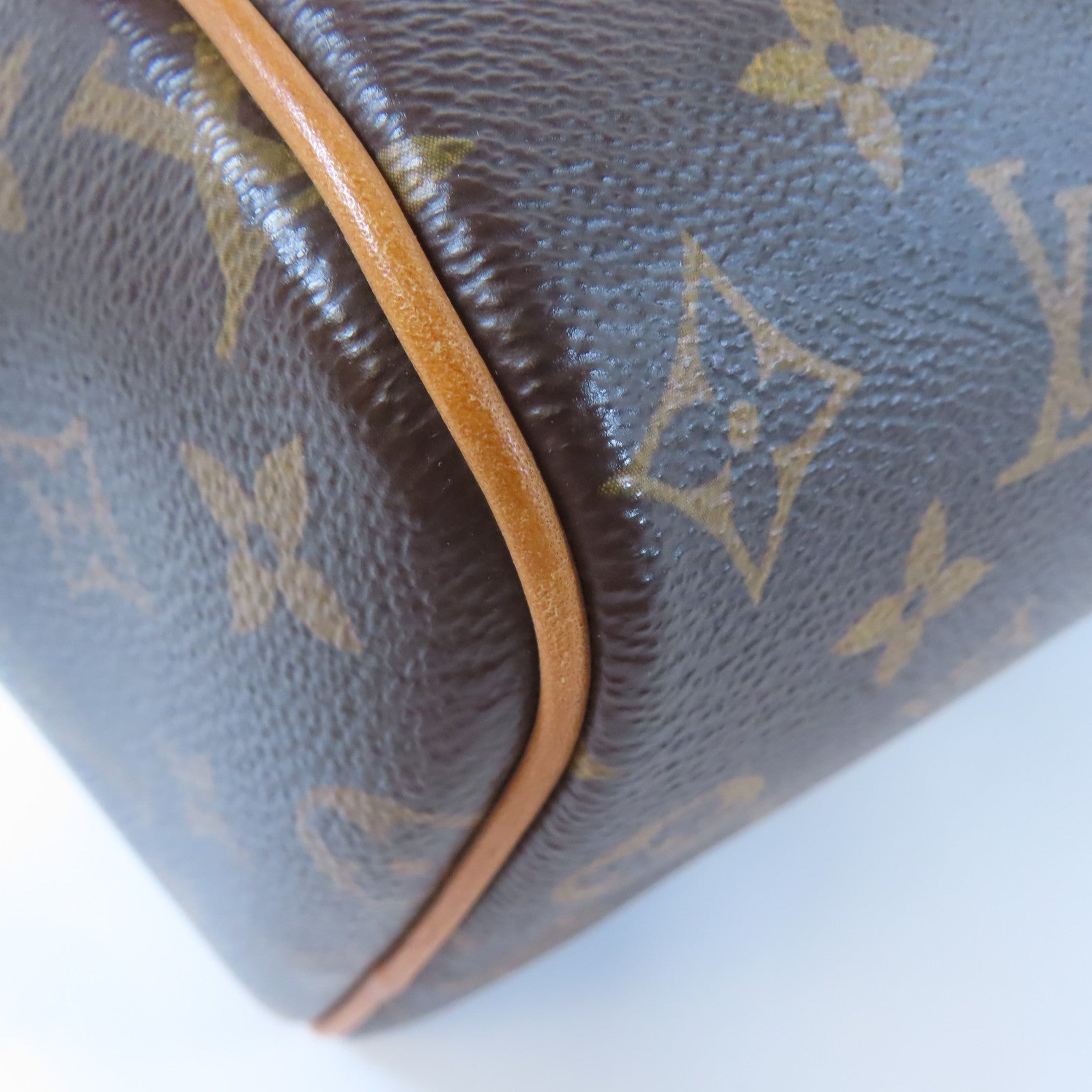 LOUIS VUITTON Monogram Dopp金扣手拿包啡色