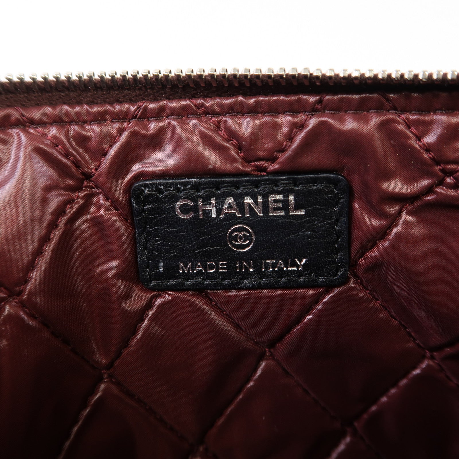 CHANEL 菱格羊皮皮革Pouch銀扣手拿包黑色