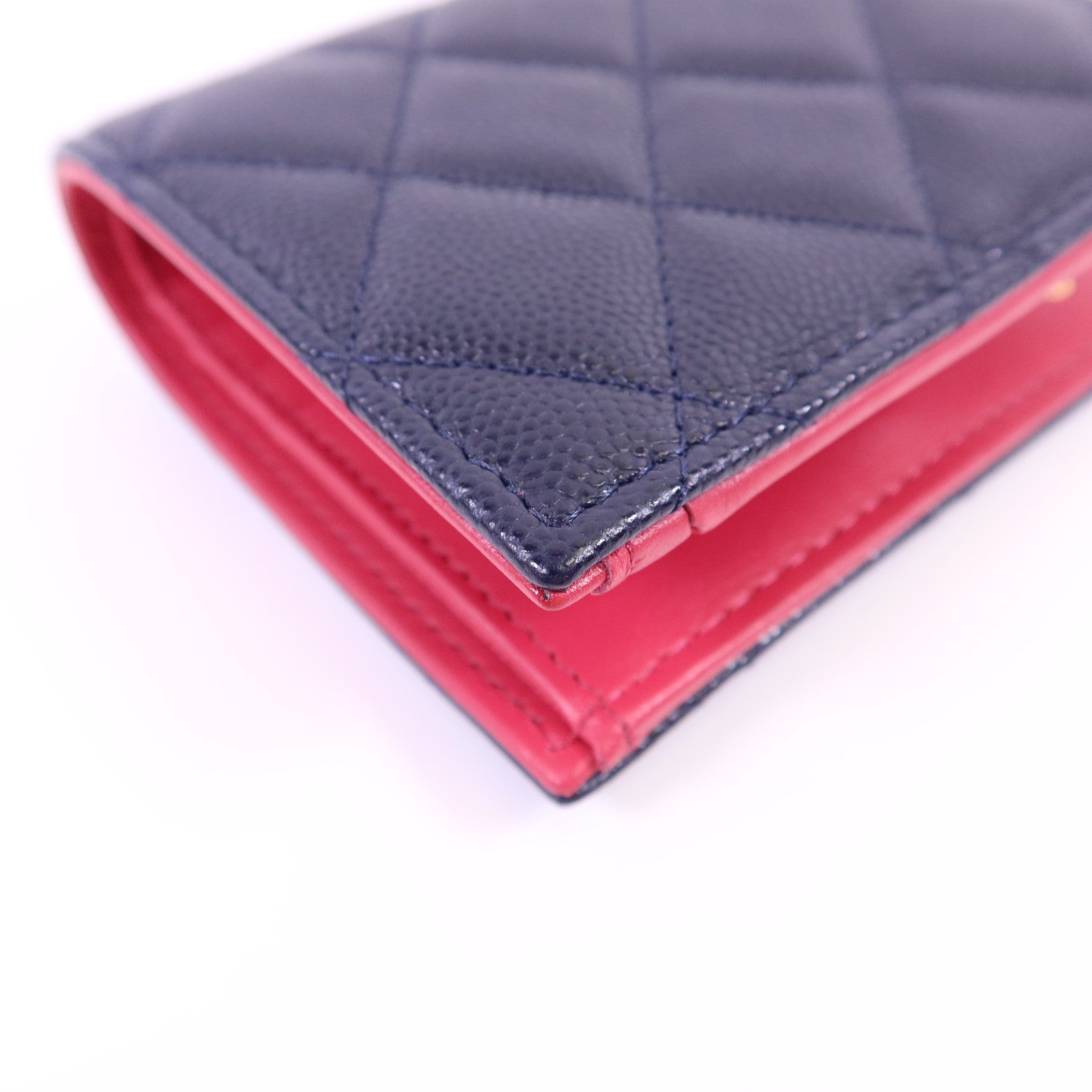 CHANEL 牛皮皮革Bifold Wallet金扣錢包