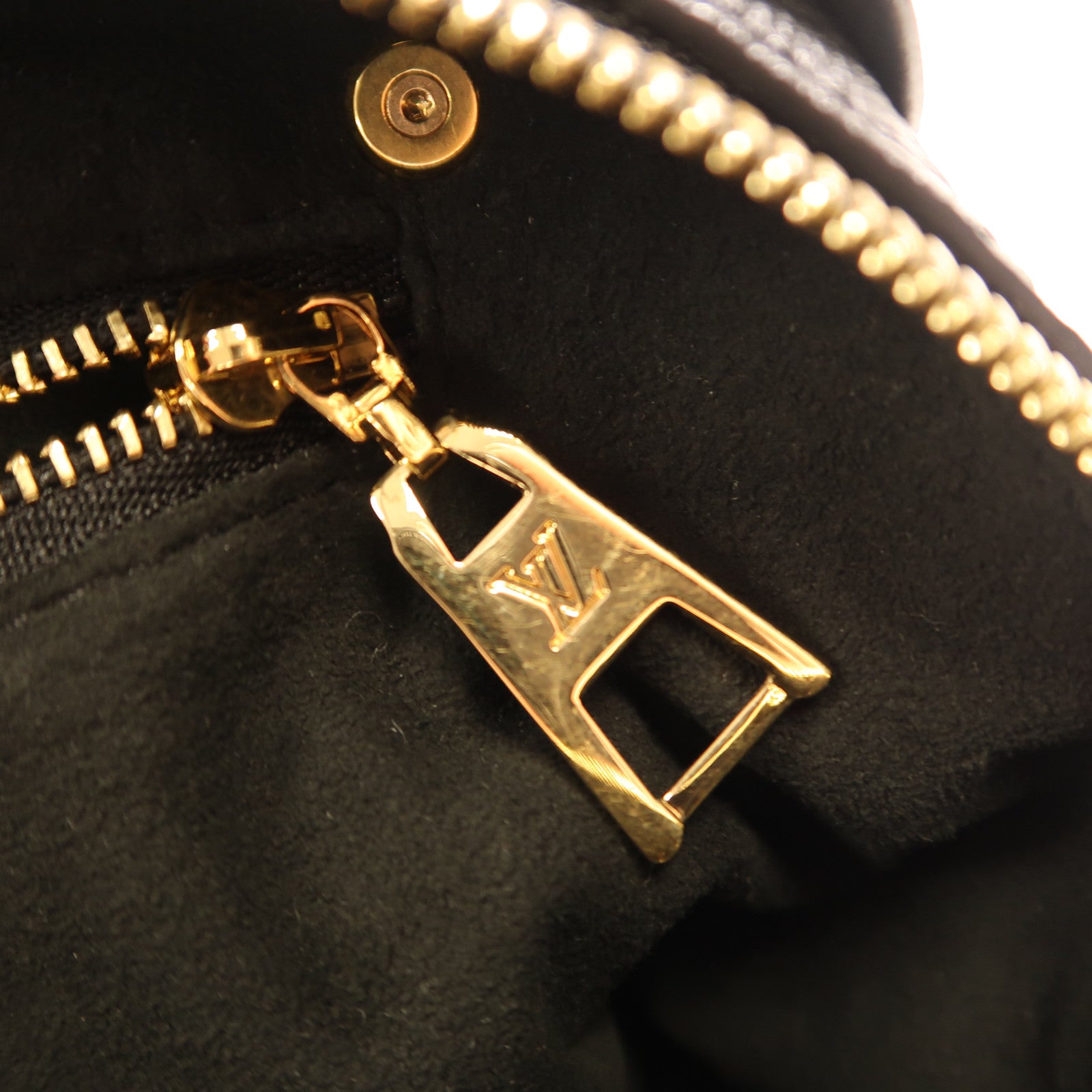 LOUIS VUITTON 【激減優惠】Monogram Empreinte Petite金扣手挽肩背兩用袋