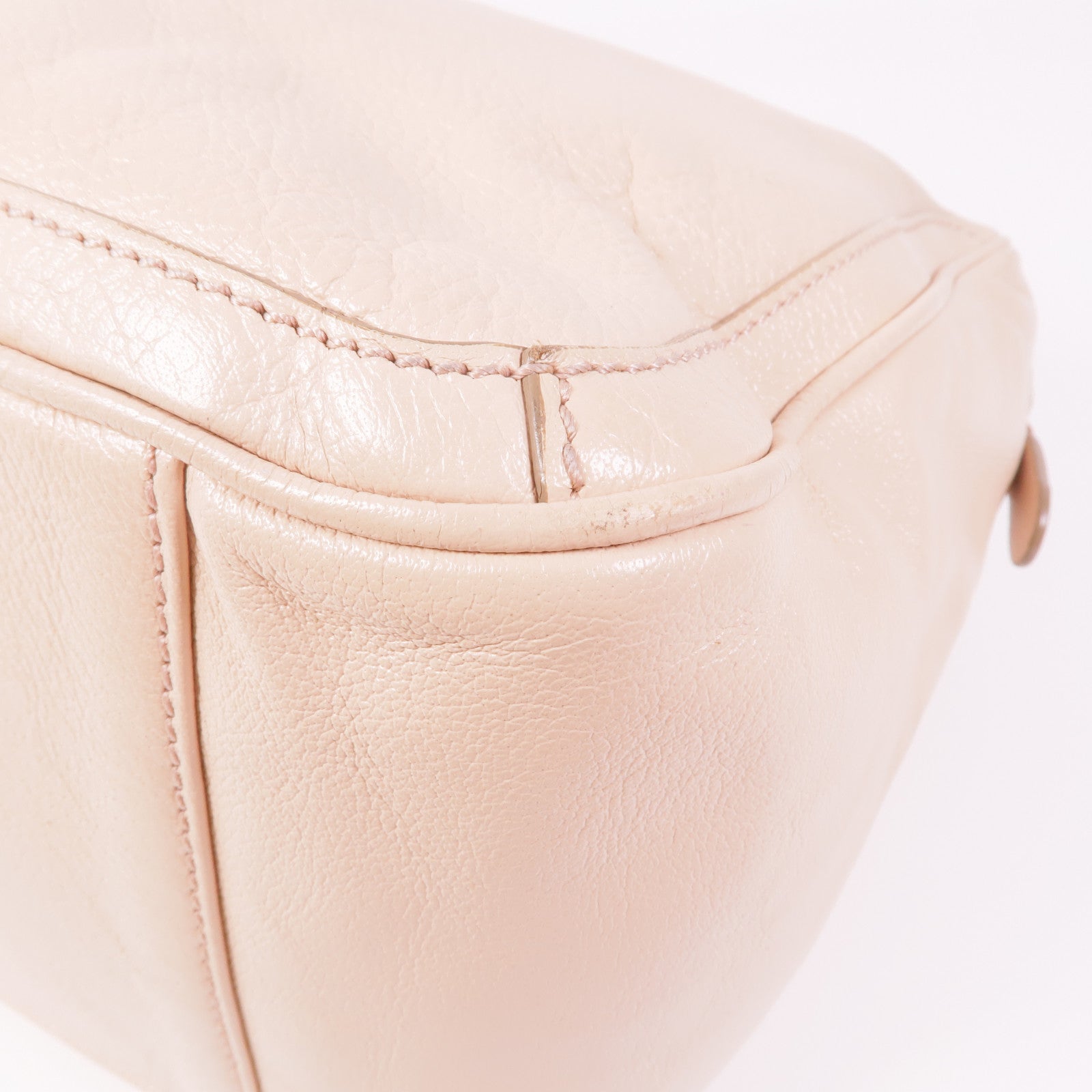 Salvatore Ferragamo 牛皮皮革Shoulder Bag金扣肩背袋