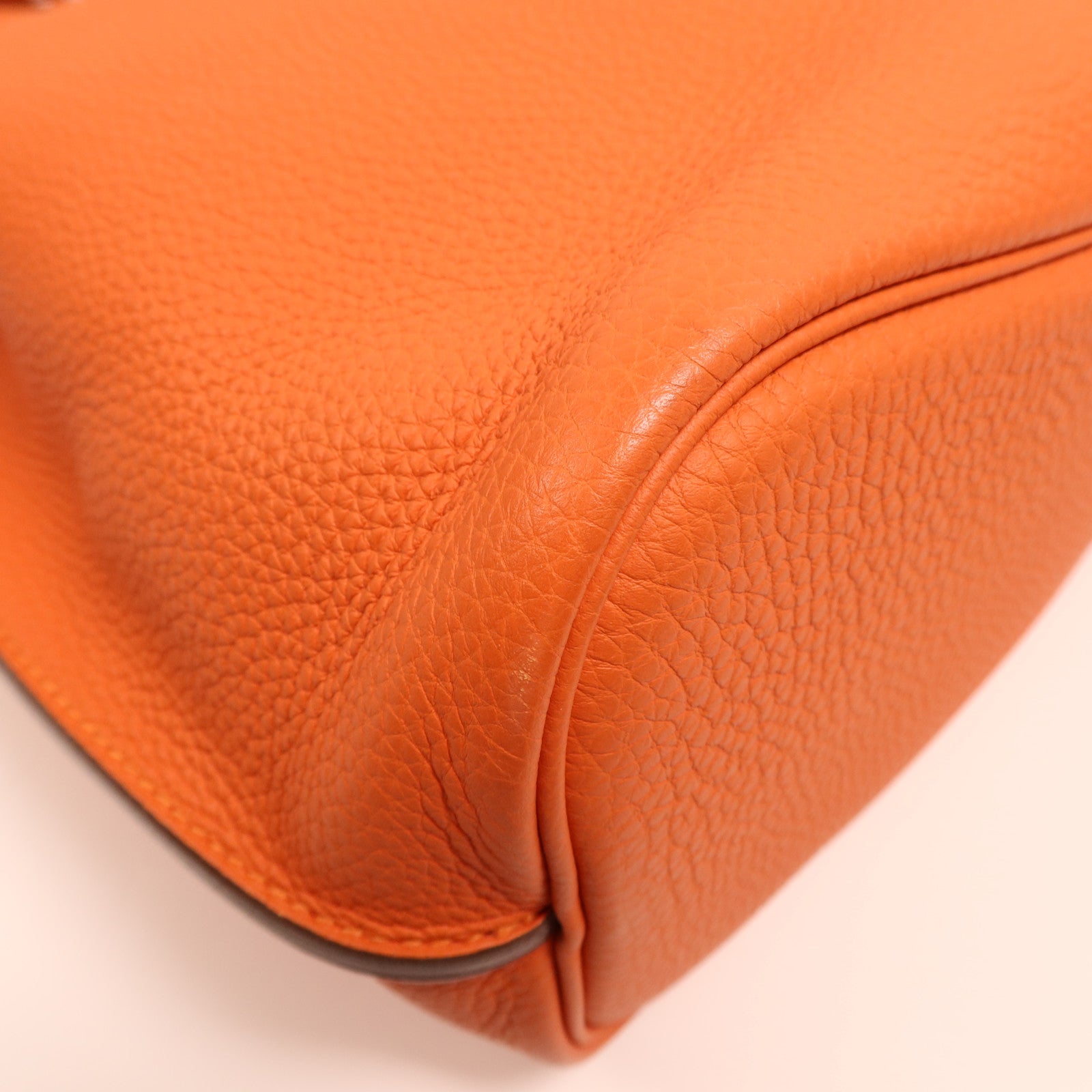HERMES Togo皮革So Kelly 26銀扣肩背袋Feu