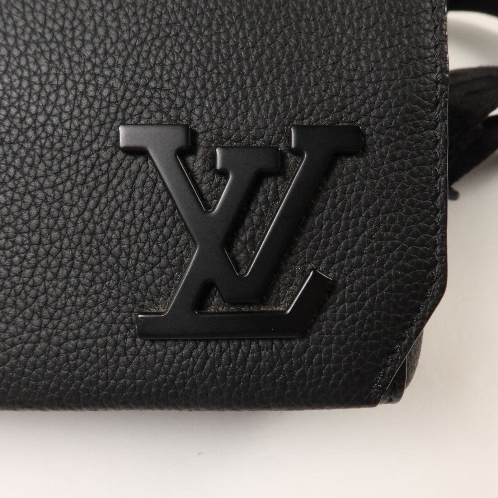 LOUIS VUITTON 牛皮皮革Takeoff Messenger肩背袋