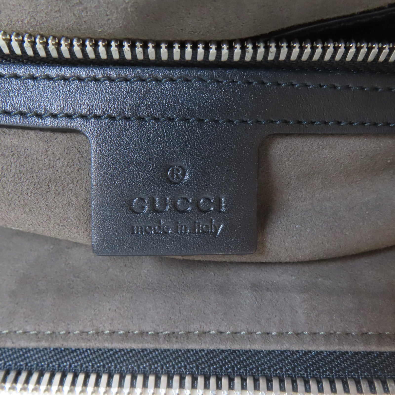 GUCCI 牛皮皮革Shoulder Bag銀扣肩背袋黑色