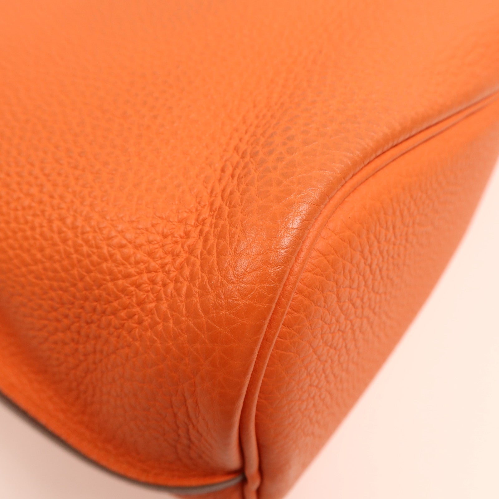 HERMES Togo皮革So Kelly 26銀扣肩背袋Feu