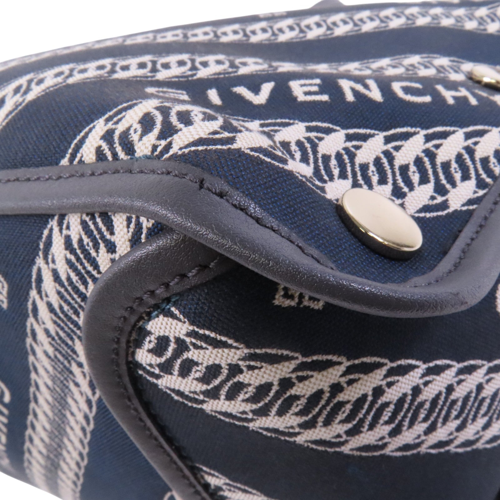 GIVENCHY 帆布Bond Chain Tote Bag銀扣肩背愛