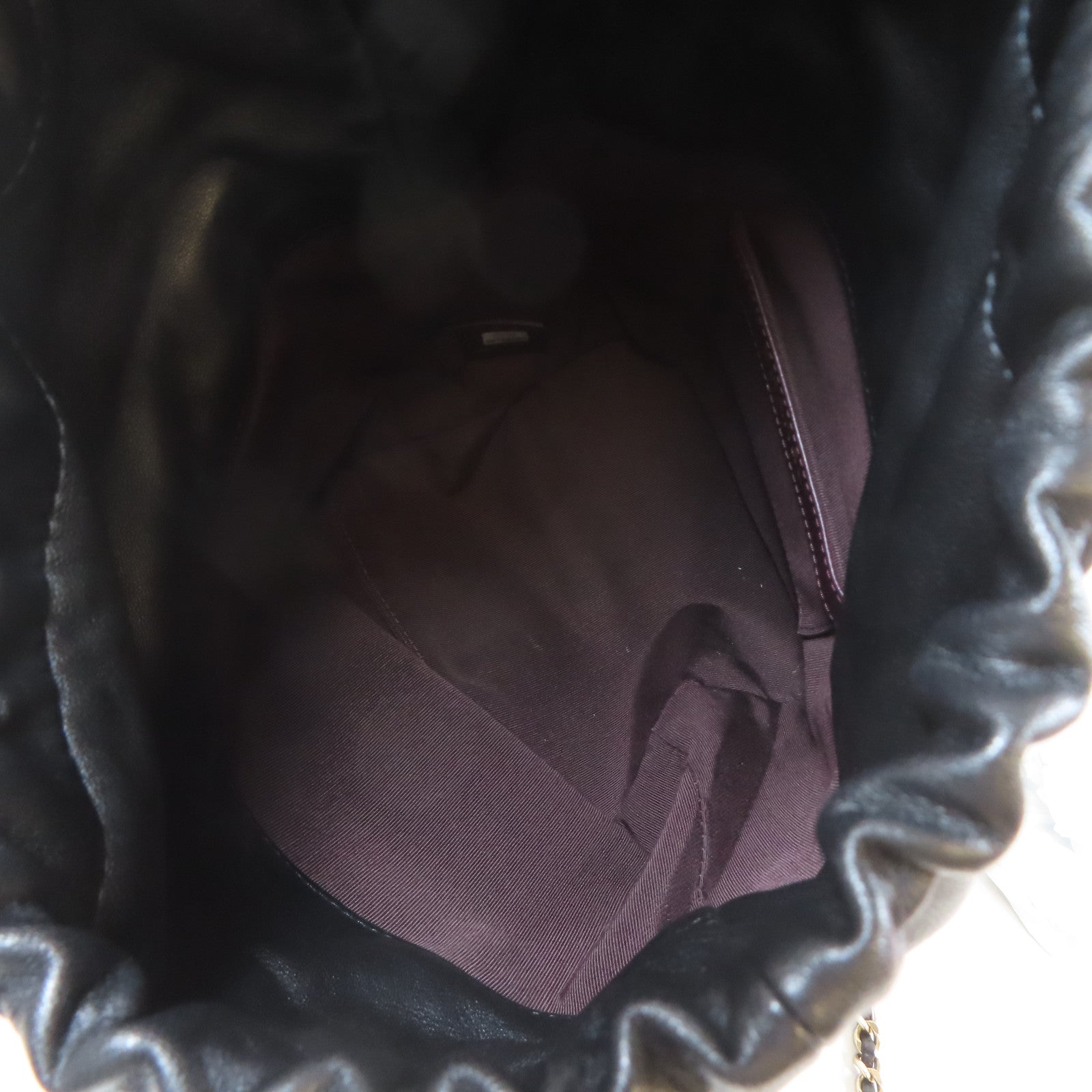 CHANEL 【激減優惠】羊皮皮革Bucket Bag金扣鏈帶肩背袋黑色