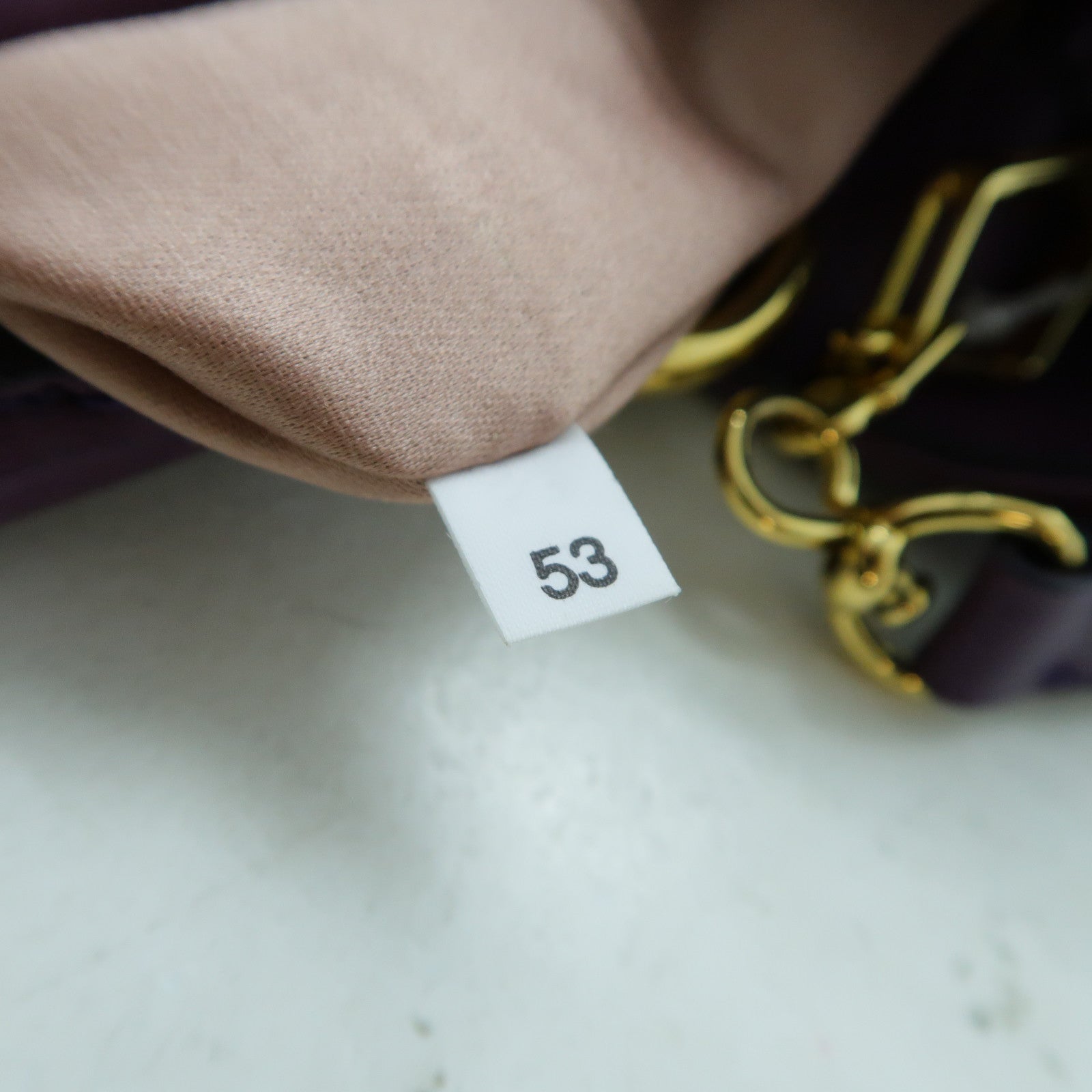 Miu Miu 羊皮皮革2 Way Shoulder金扣手挽肩背兩用袋紫色