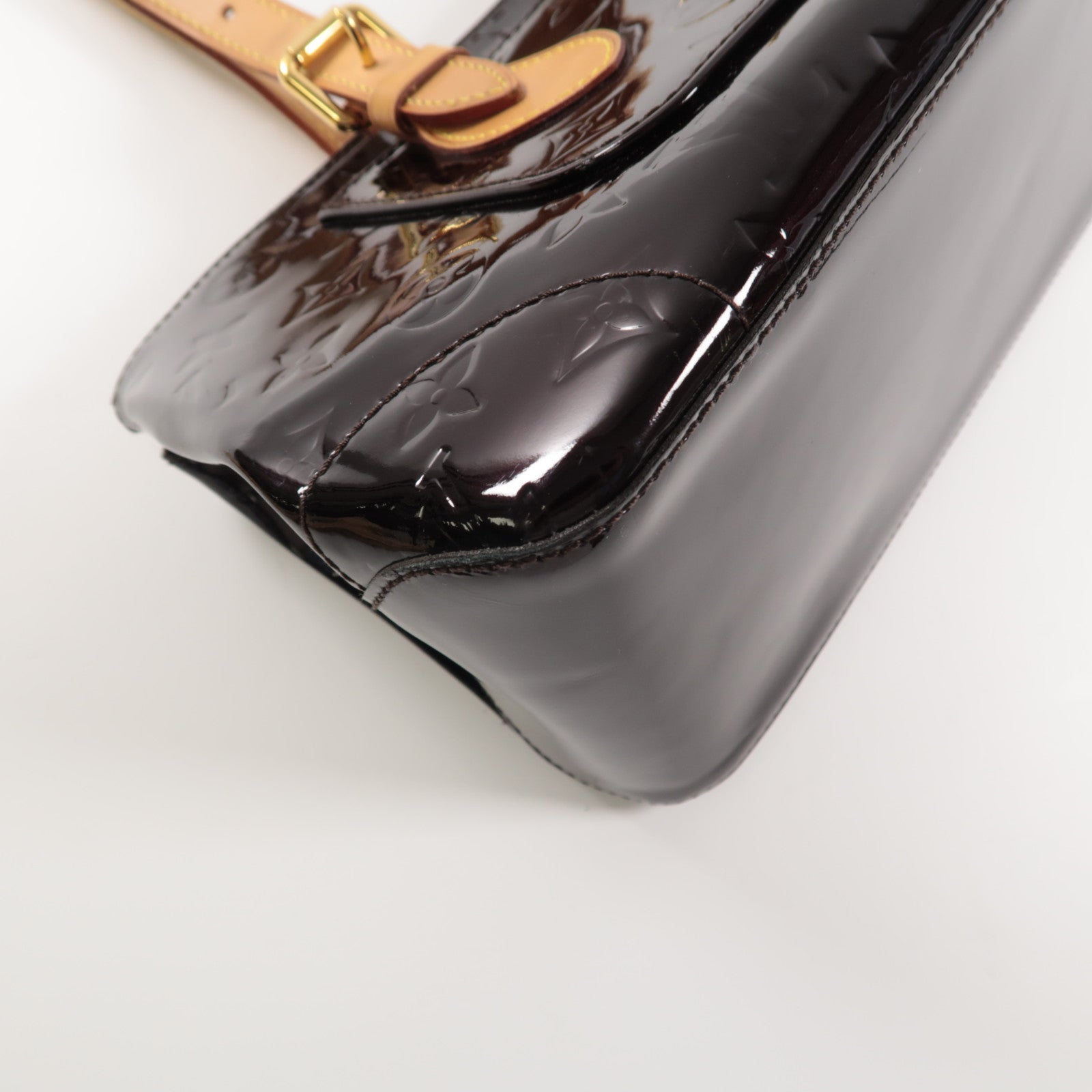 LOUIS VUITTON Vernis Rosewood Avenue金扣手挽袋紅色