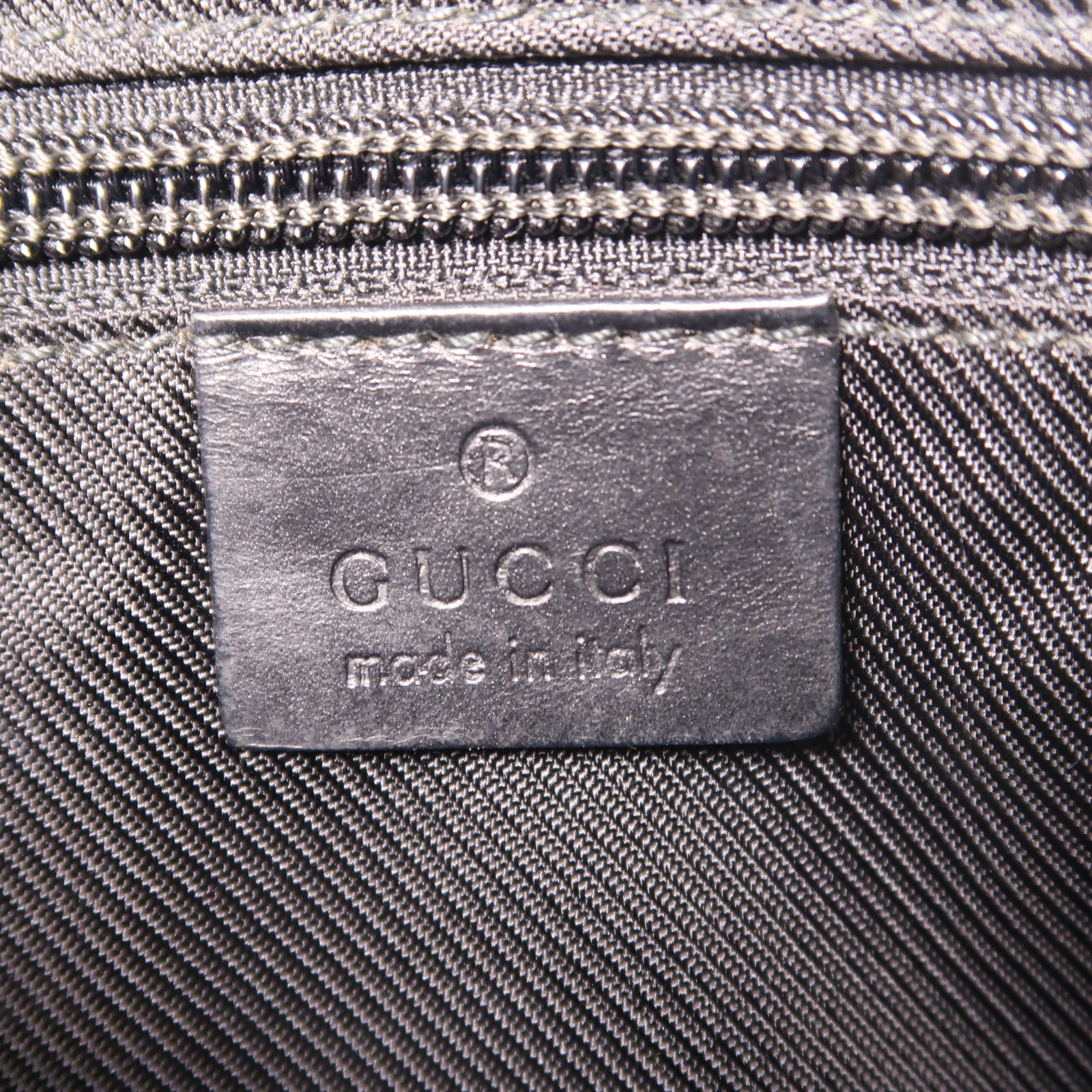 GUCCI 帆布Shoulder Bag金扣肩背袋