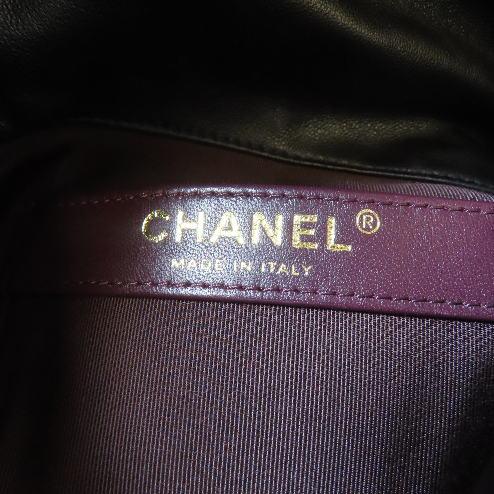 CHANEL 【激減優惠】羊皮皮革Bucket Bag金扣鏈帶肩背袋黑色