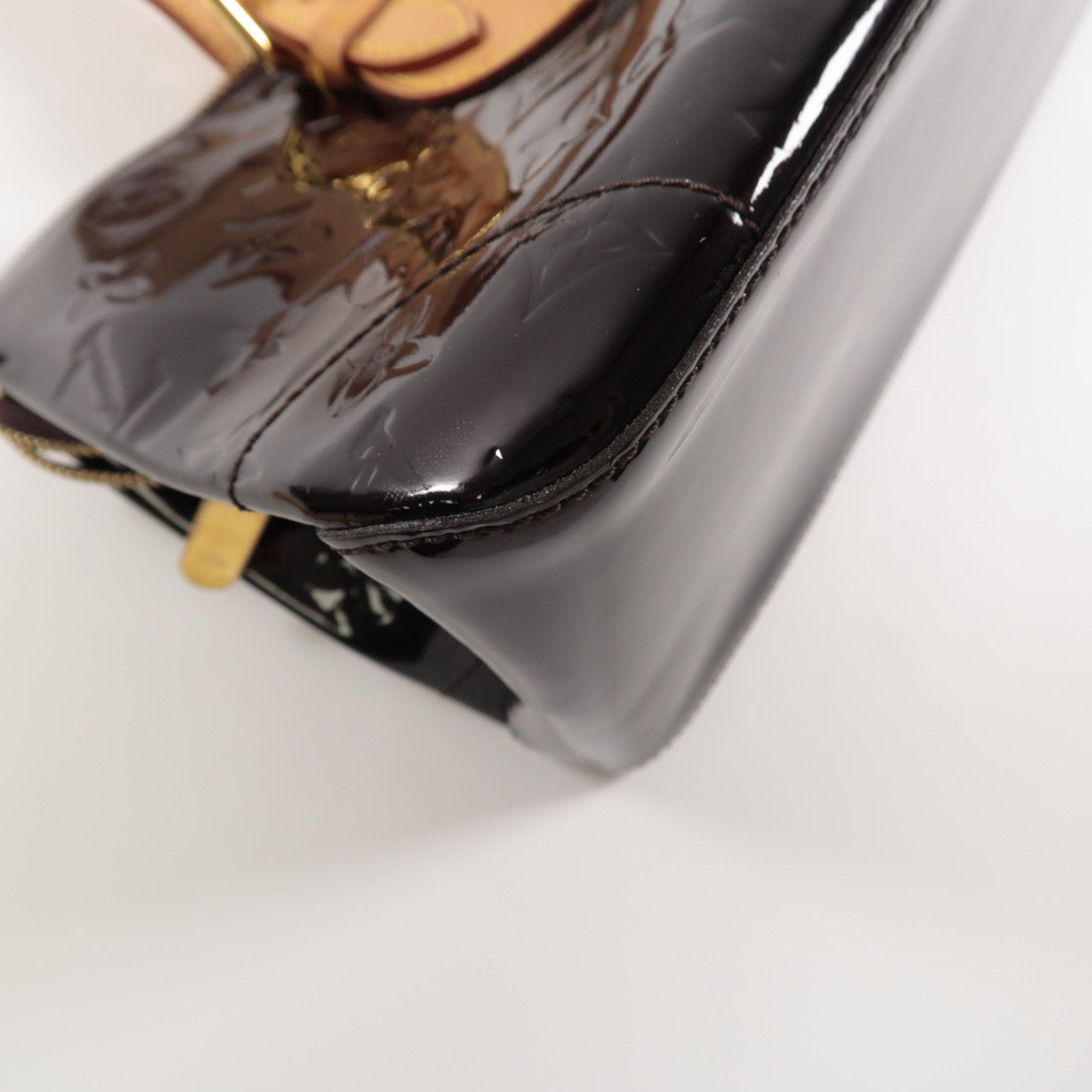 LOUIS VUITTON Vernis Rosewood Avenue金扣手挽袋紅色