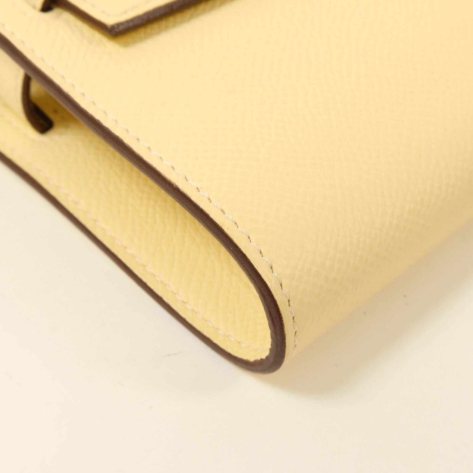HERMES Epsom皮革Kelly To Go肩背袋Nata/Jaune Poussin