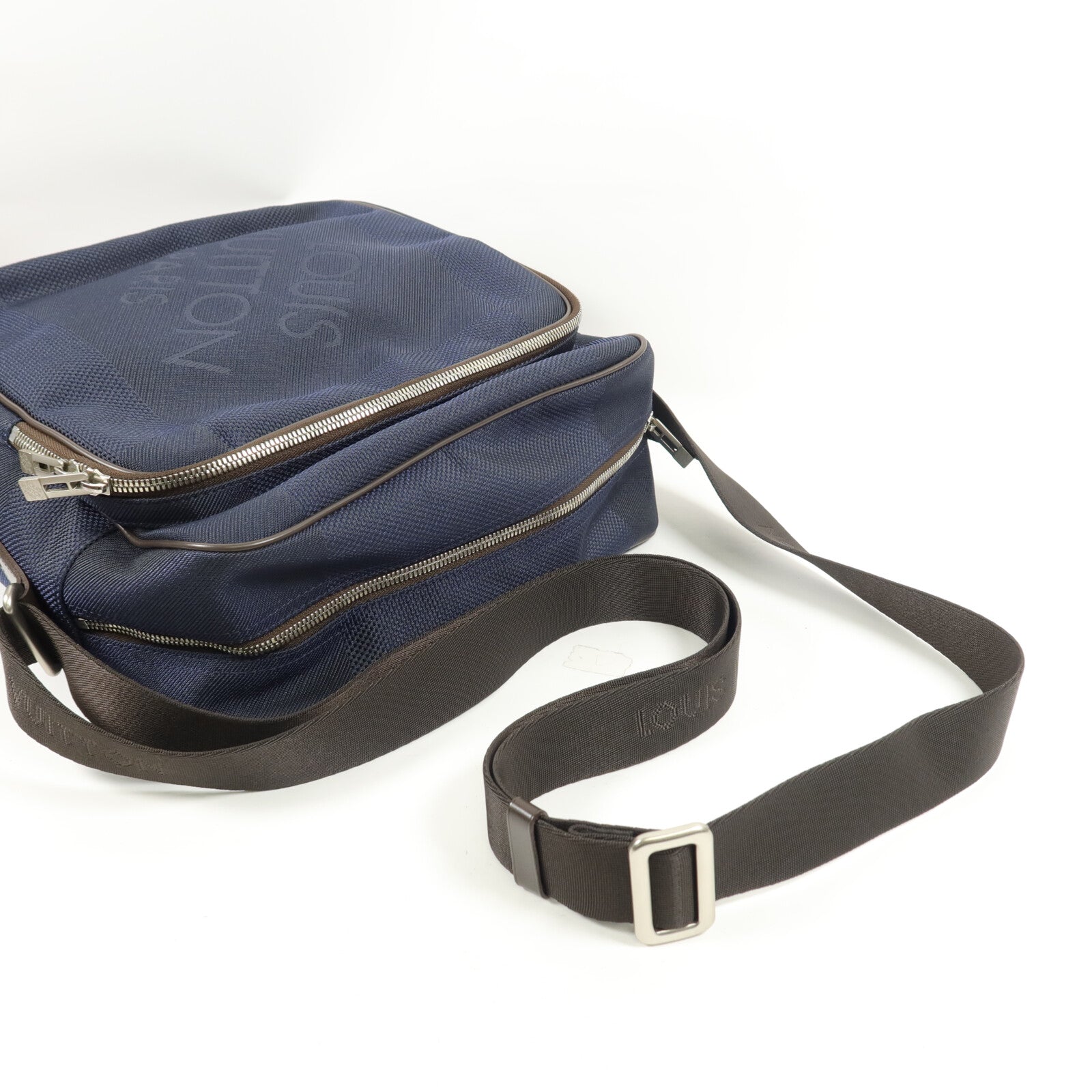 LOUIS VUITTON Damier Geant Pilot肩背袋