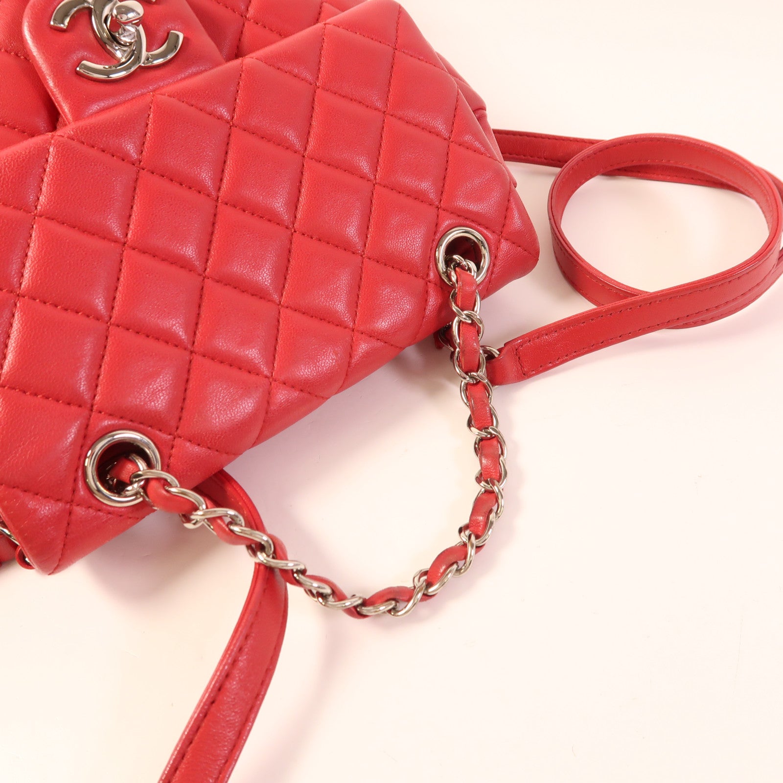 CHANEL 皮革Backpack金扣背包