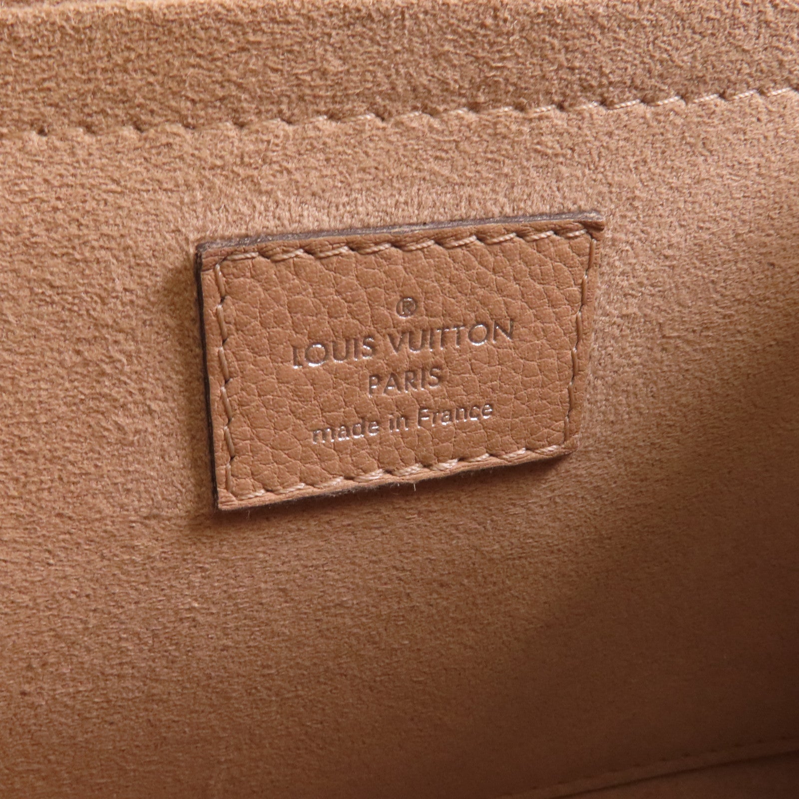 LOUIS VUITTON 牛皮皮革MyLockme BB銀扣鏈帶肩背袋