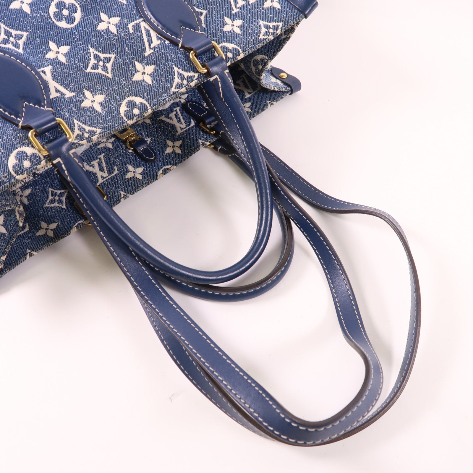 LOUIS VUITTON Monogram Denim On The Go MM金扣手挽肩背兩用袋