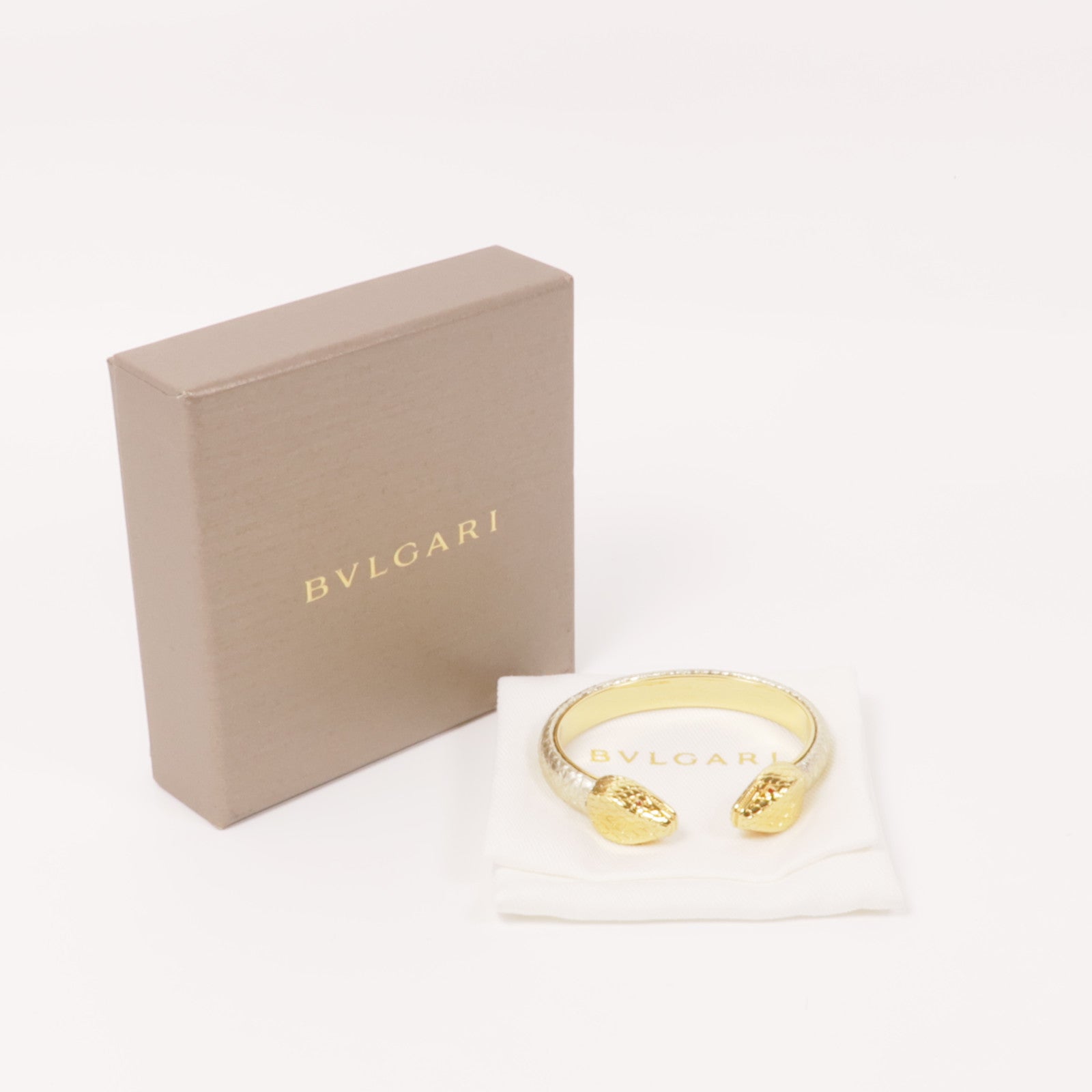 BVLGARI 蛇皮皮革Serpenti Forever Bracelet手鐲