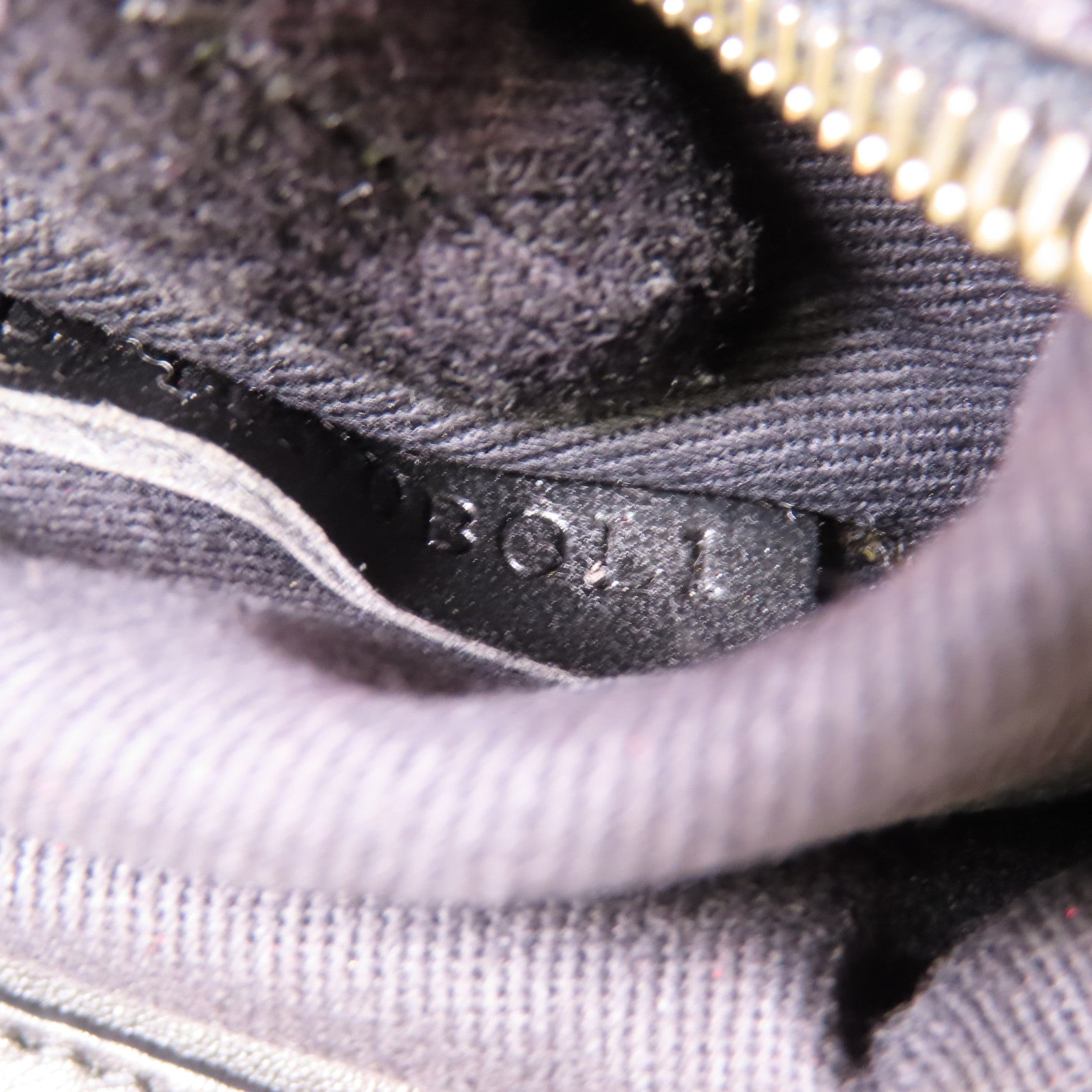 Valentino 牛皮皮革2 Way Shoulder Bag金扣手挽肩背兩用袋