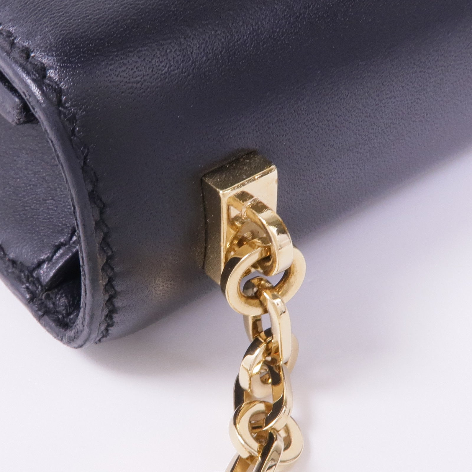 HERMES 【激減優惠】Tadelakt皮革Verrou Mini金扣鏈帶肩背袋Noir