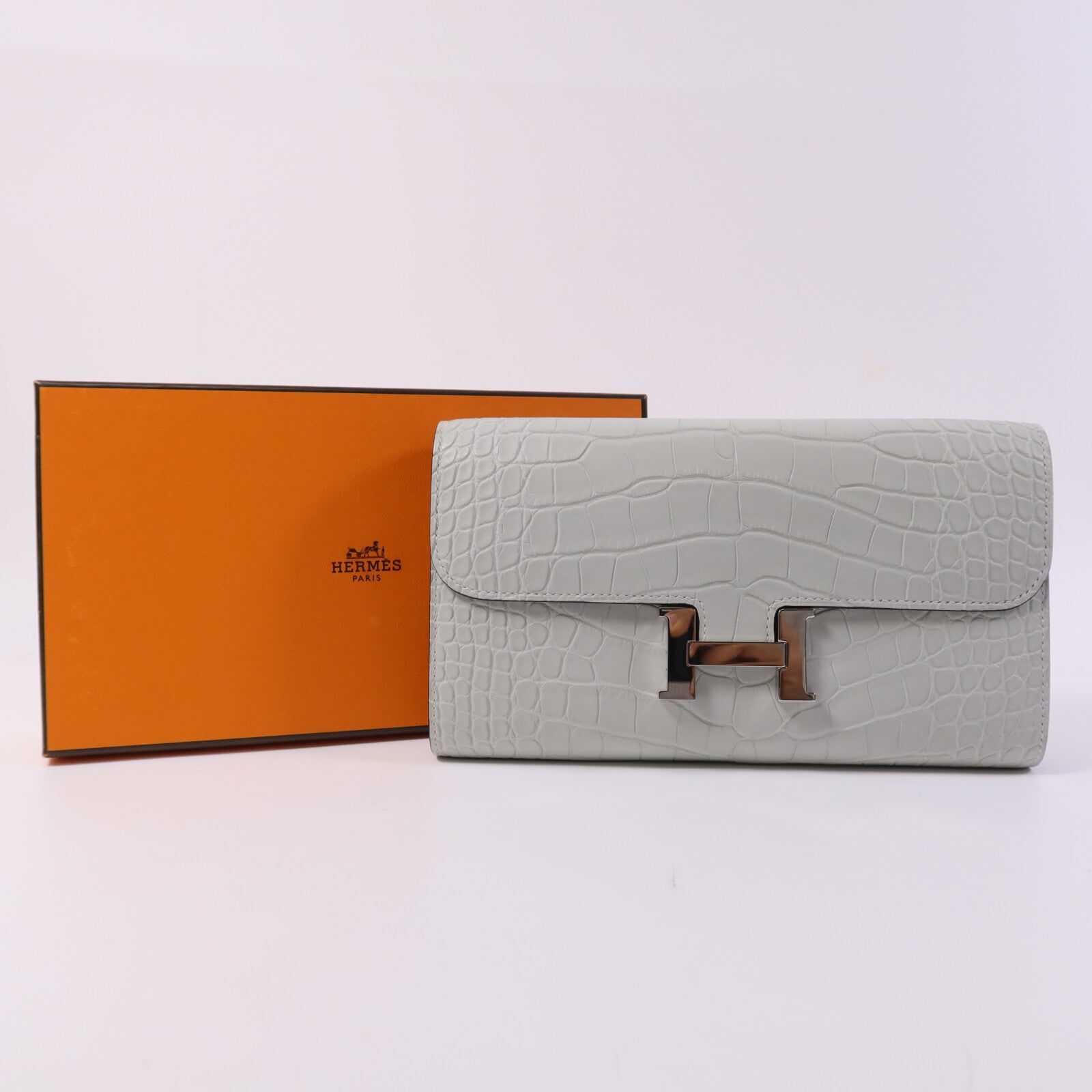 HERMES Alligator Mat皮革Constance To Go銀扣肩背袋Gris Neve