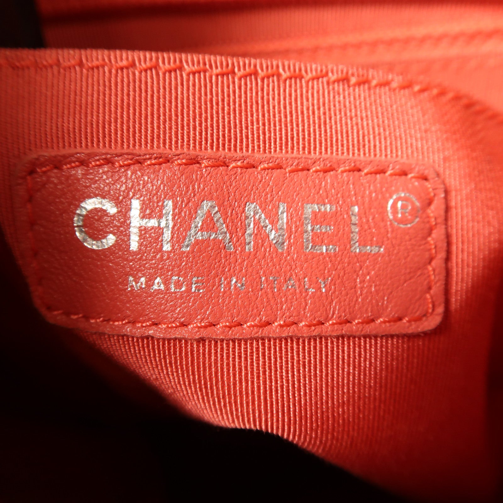 CHANEL 皮革Backpack金扣背包