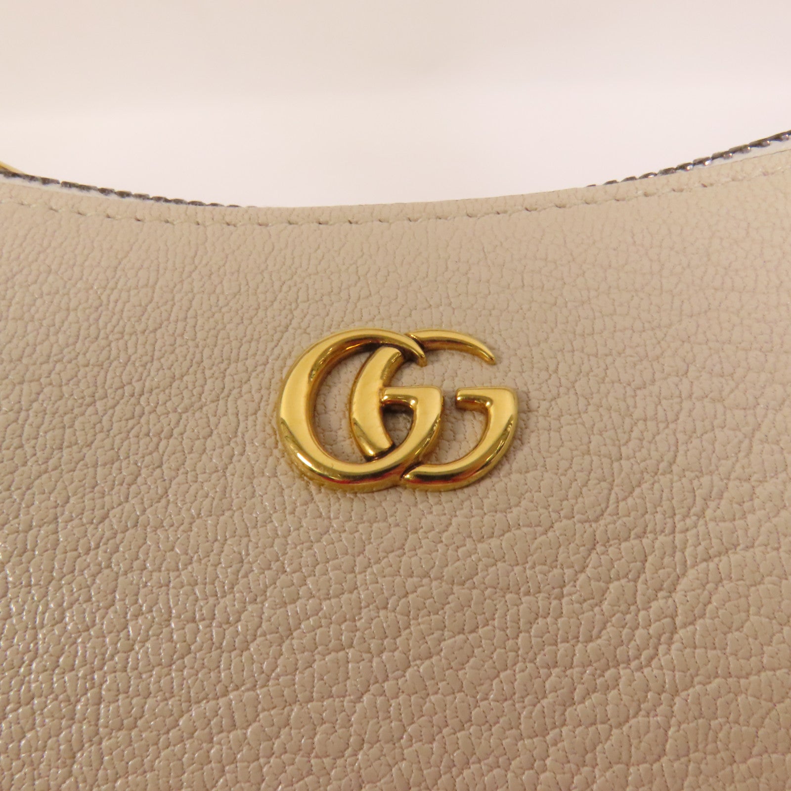 GUCCI 牛皮皮革Aphrodite Mini Bag金扣手挽袋