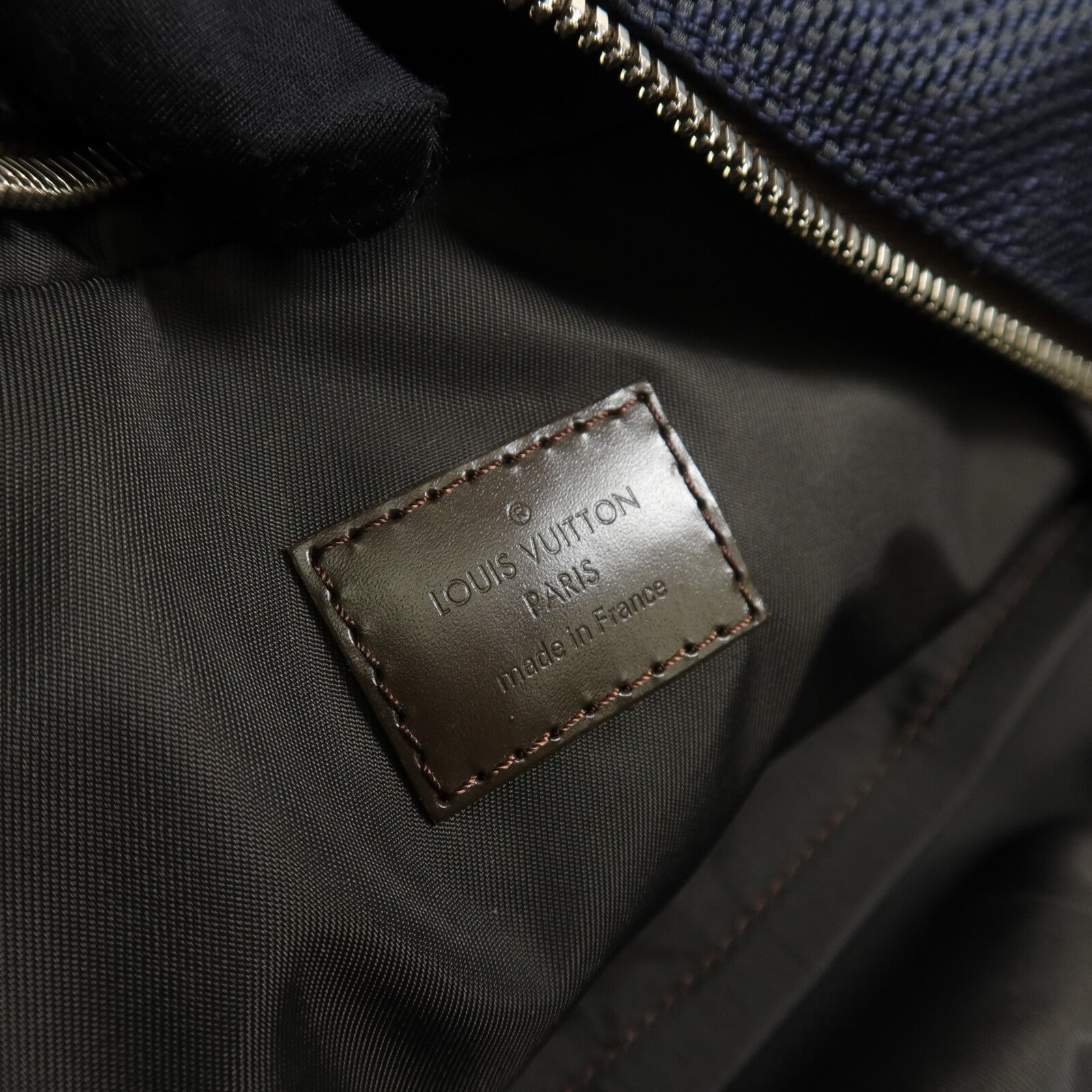 LOUIS VUITTON Damier Geant Pilot肩背袋