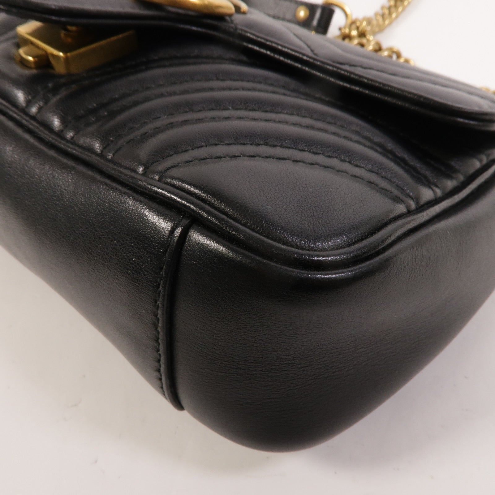 GUCCI 牛皮皮革GG Marmont Small鏈帶肩背袋