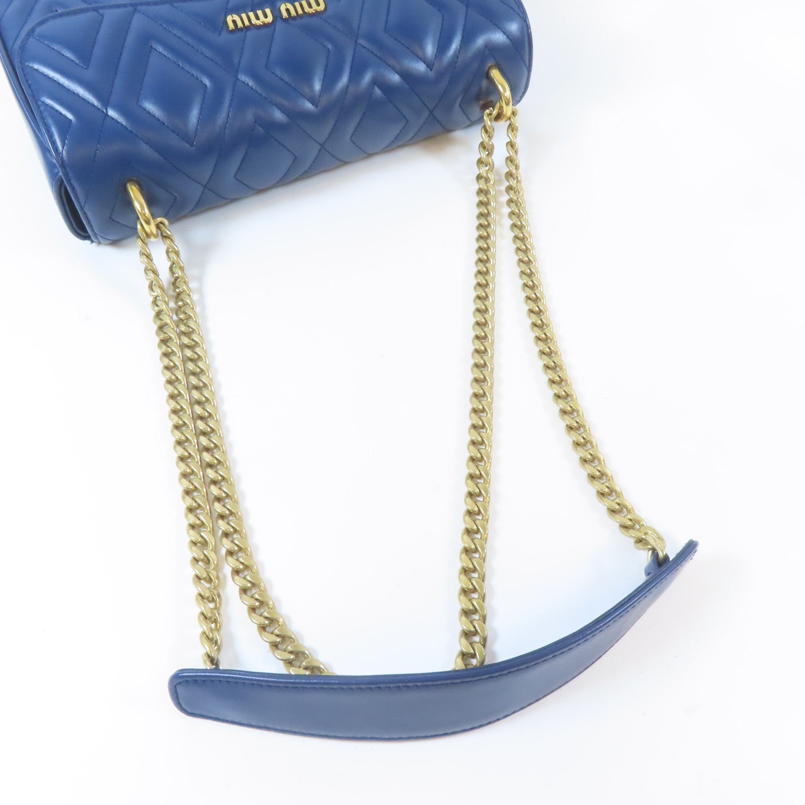 Miu Miu 菱格牛皮皮革Shoulder Bag金扣鏈帶肩背袋藍色