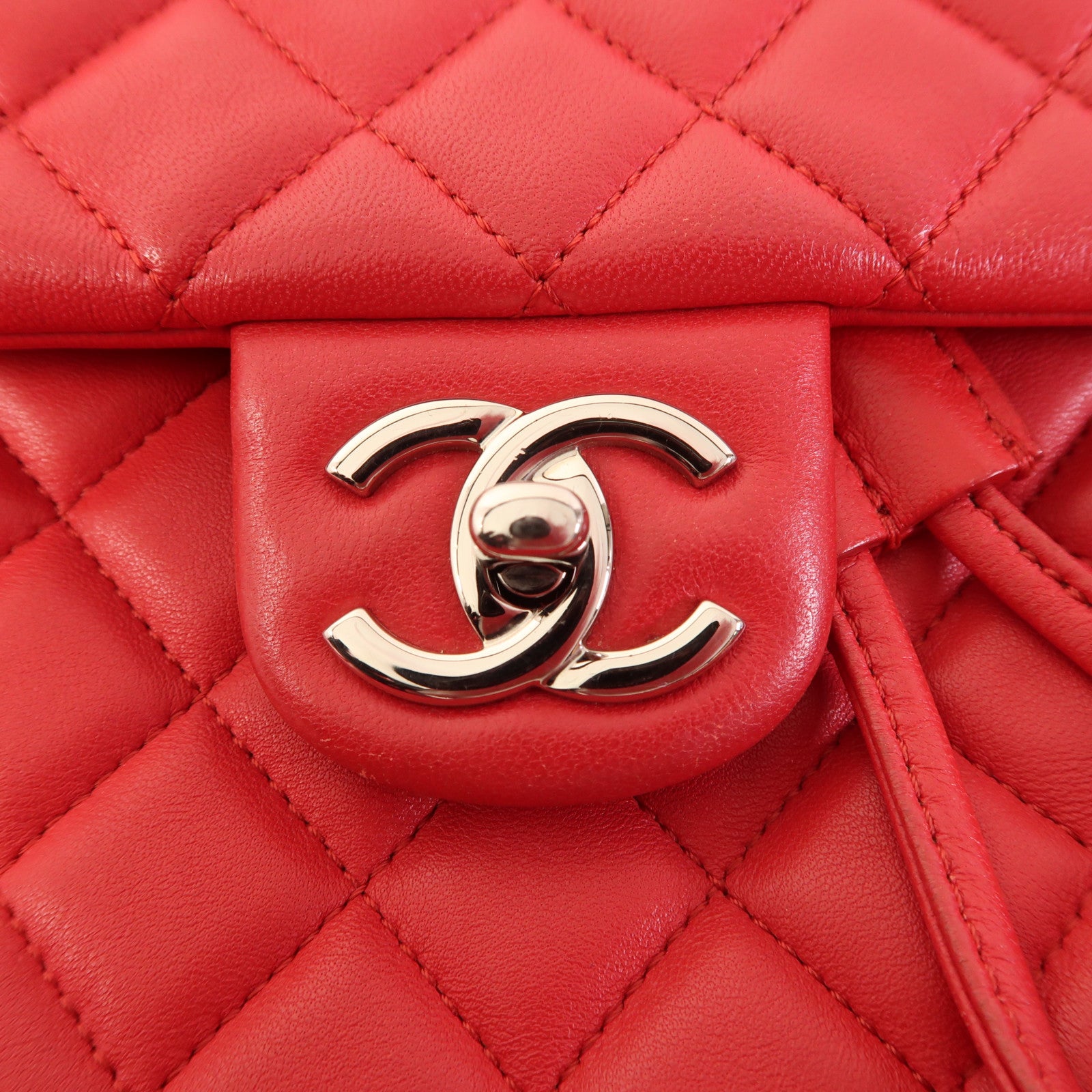 CHANEL 皮革Backpack金扣背包