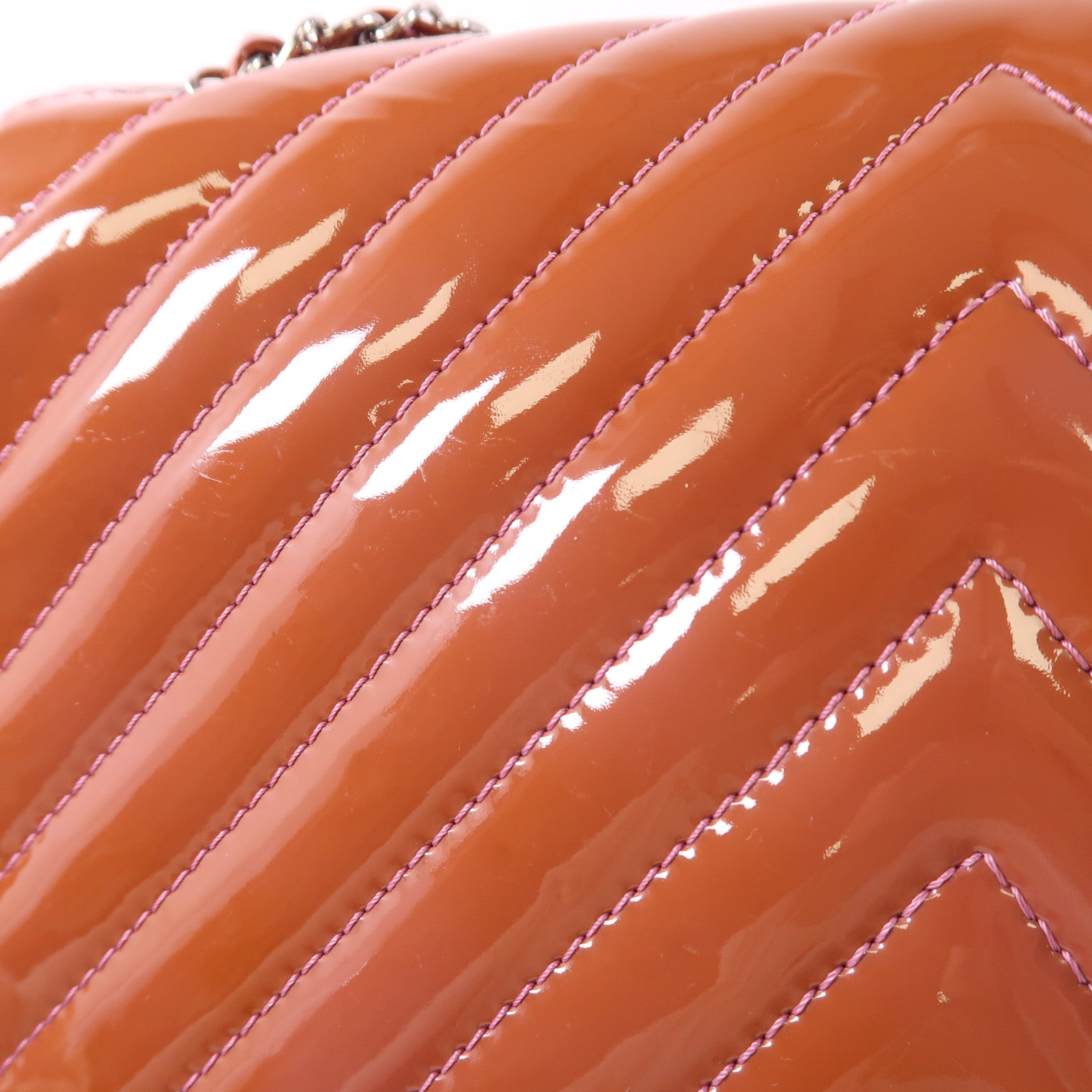 CHANEL 漆皮皮革Chain Shoulder銀扣鏈帶肩背袋