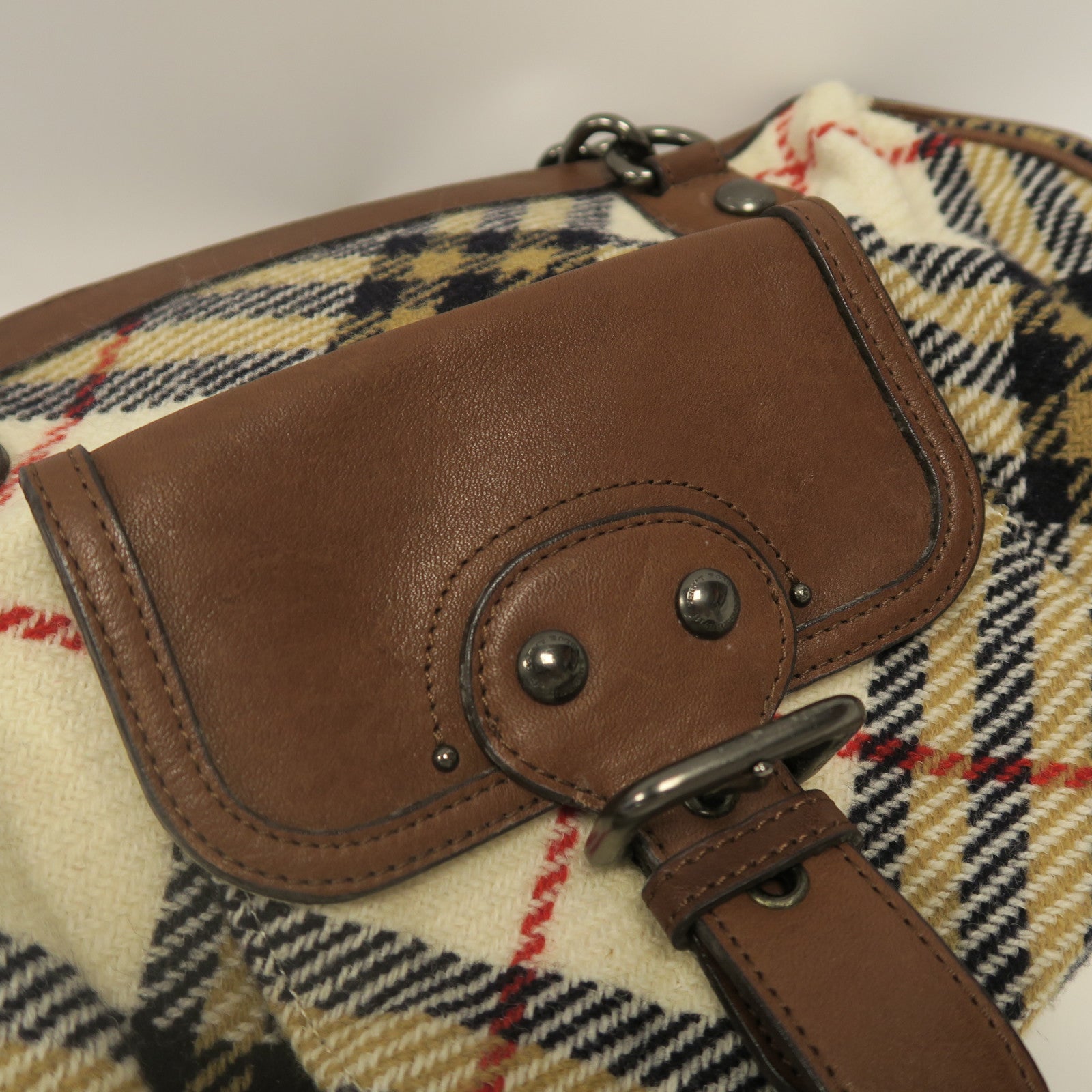 BURBERRY BLUE LABEL 帆布Shoulder Bag銀扣肩背袋啡色