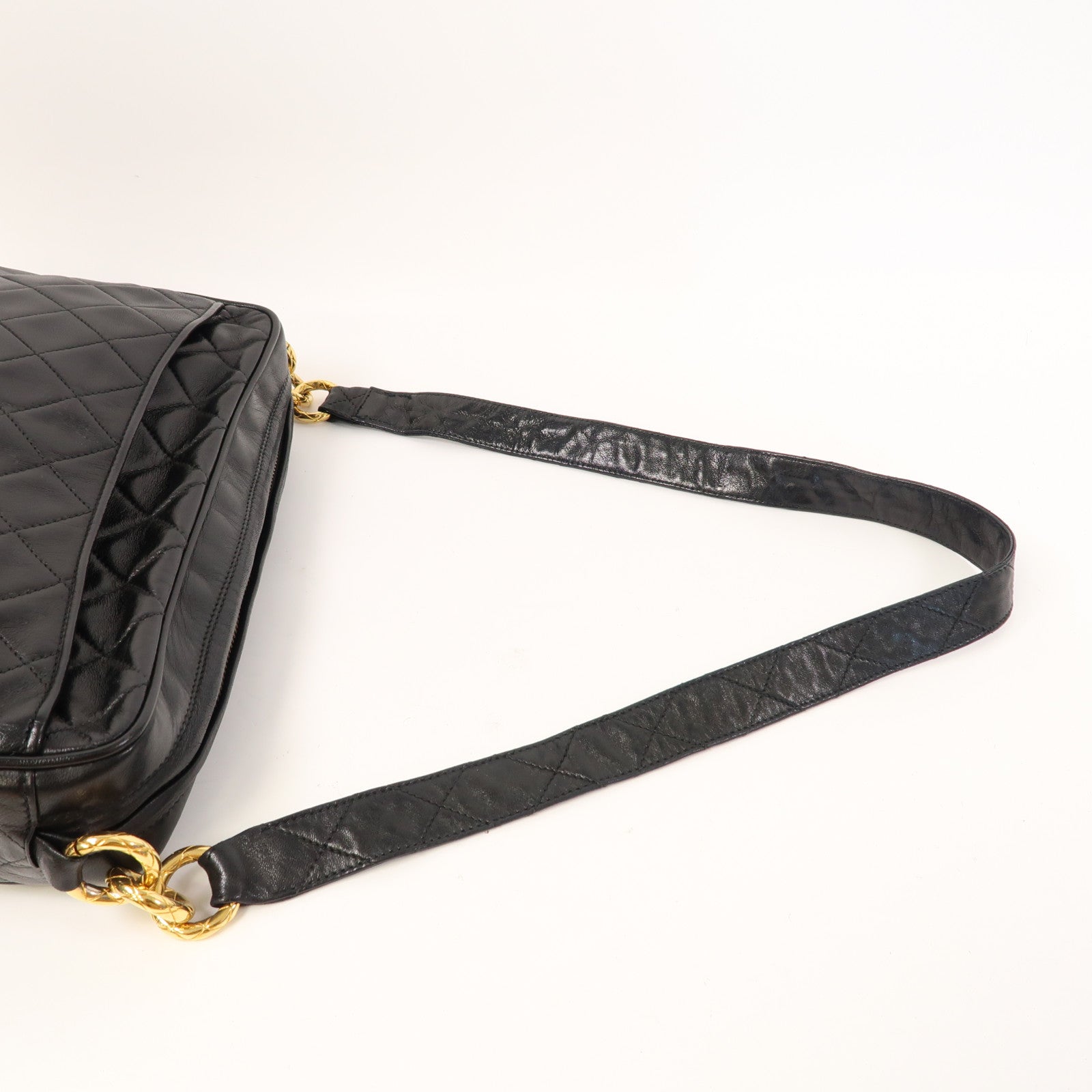 CHANEL 【激減優惠】菱格羊皮皮革Vintage Shoulder Bag金扣肩背袋黑色