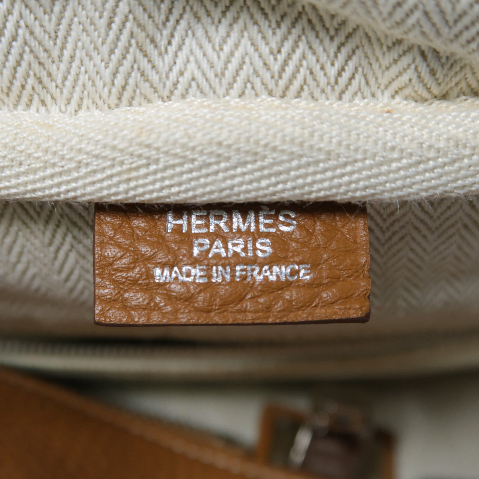 HERMES Clemence皮革Victoria銀扣肩背袋