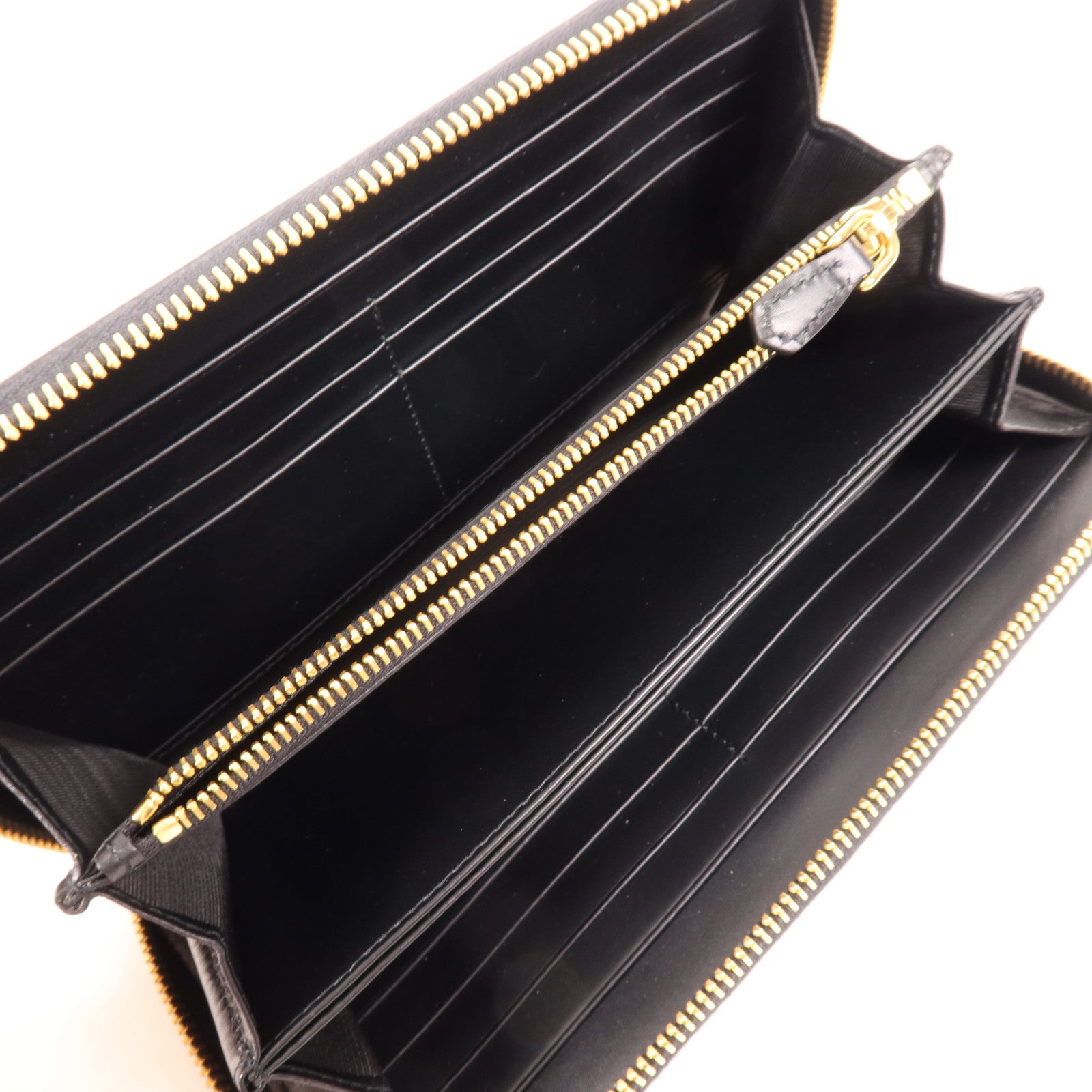 PRADA 漆皮皮革Long Wallet金扣長錢包