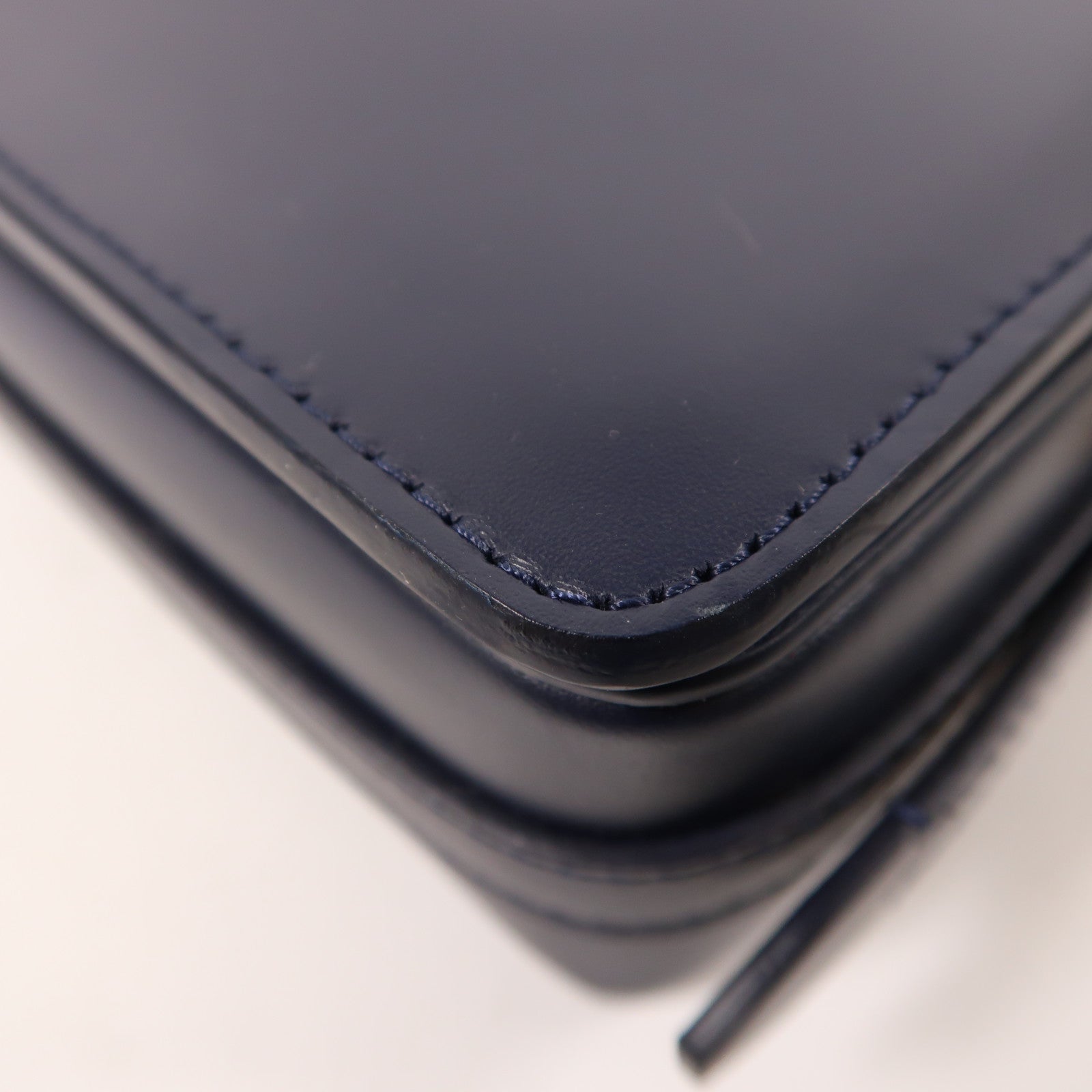 BURBERRY 牛皮皮革Grace Bag金扣肩背袋