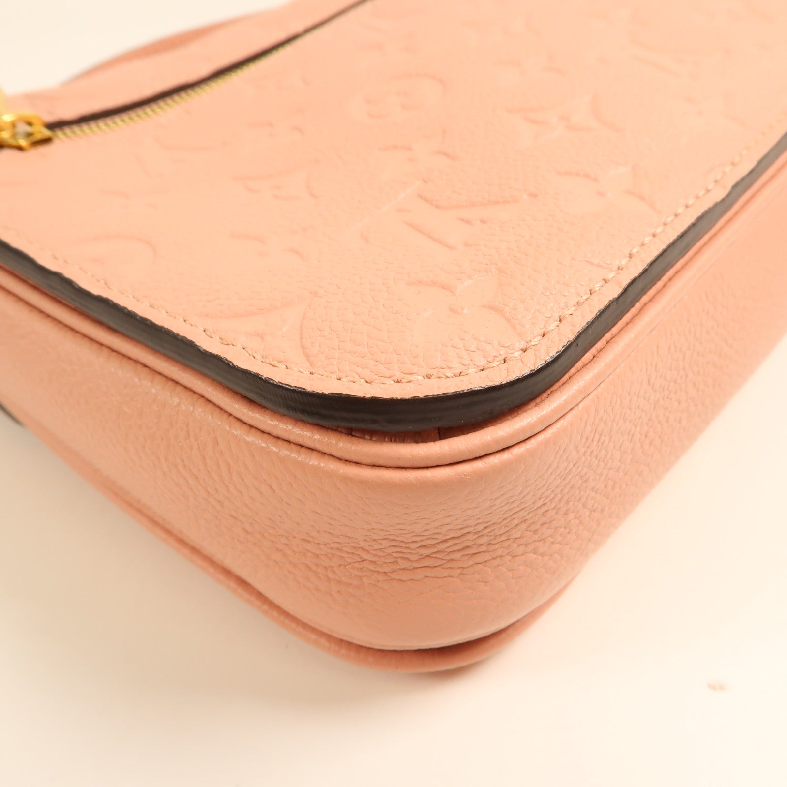 LOUIS VUITTON Monogram Empreinte Pochette Metis金扣手挽肩背兩用袋